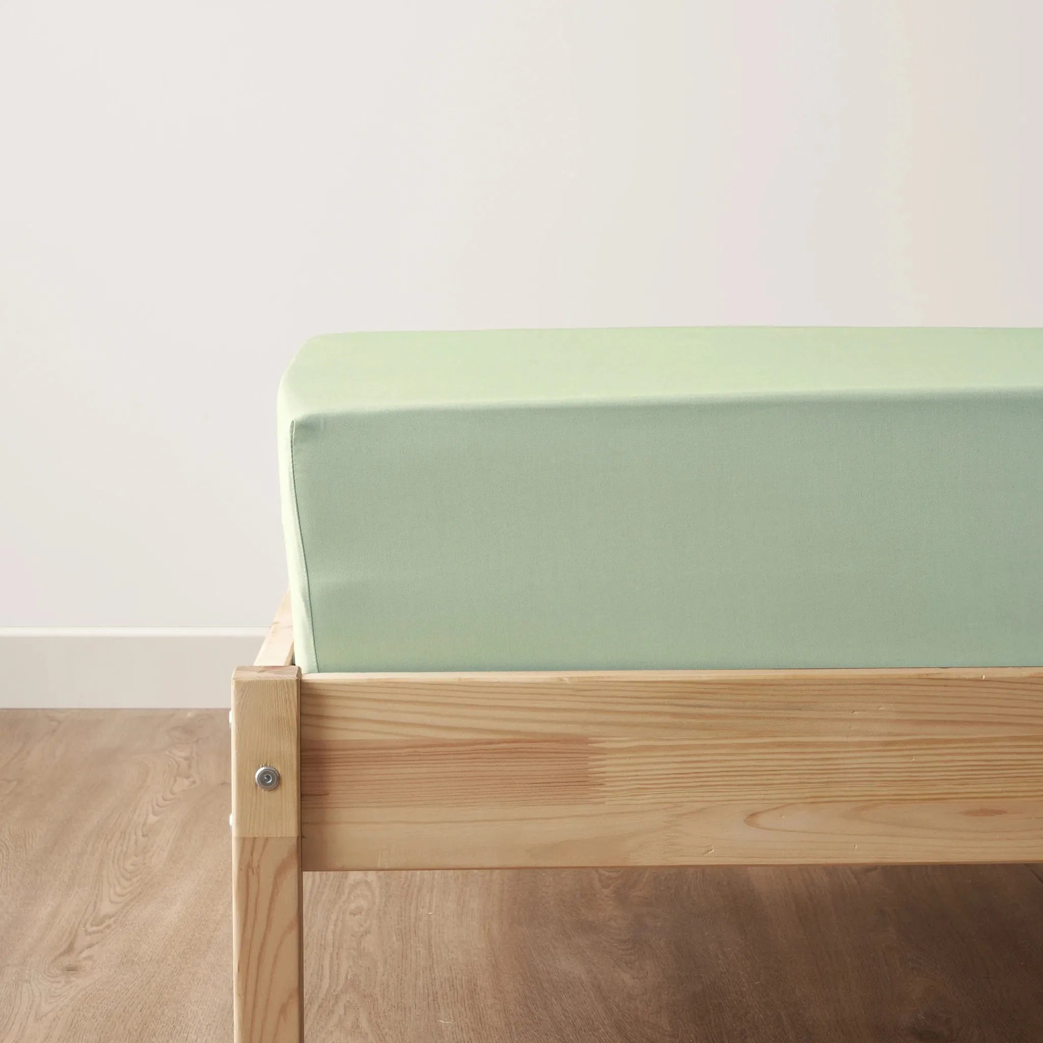 Basic 100% Turkish Cotton Sateen Sheet Set side view