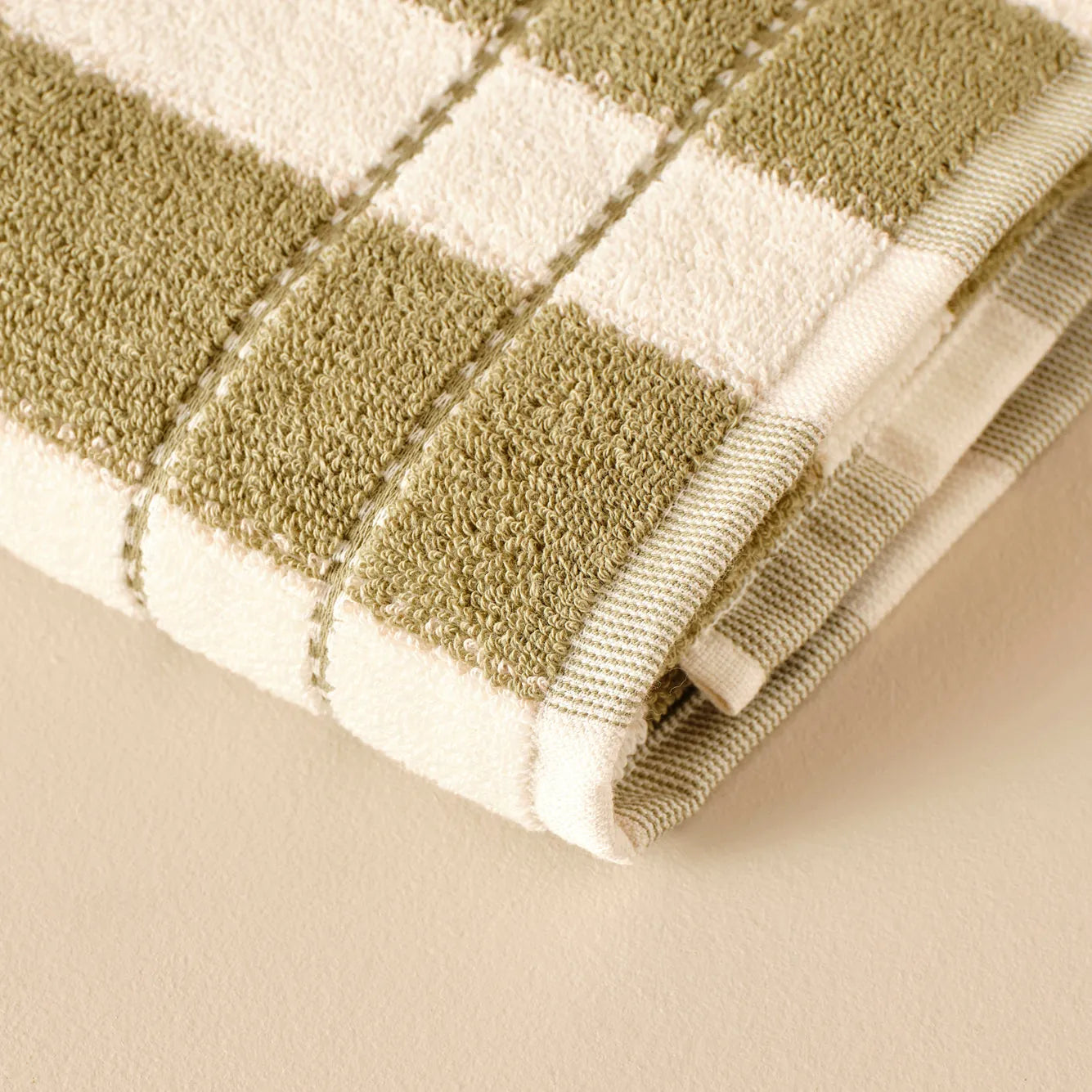 Belicia Striped Cotton Washcloth (Set of 2) detail view
