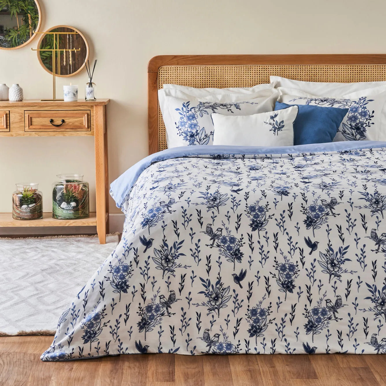 Bleu Blanc Cotton Sateen Duvet Set