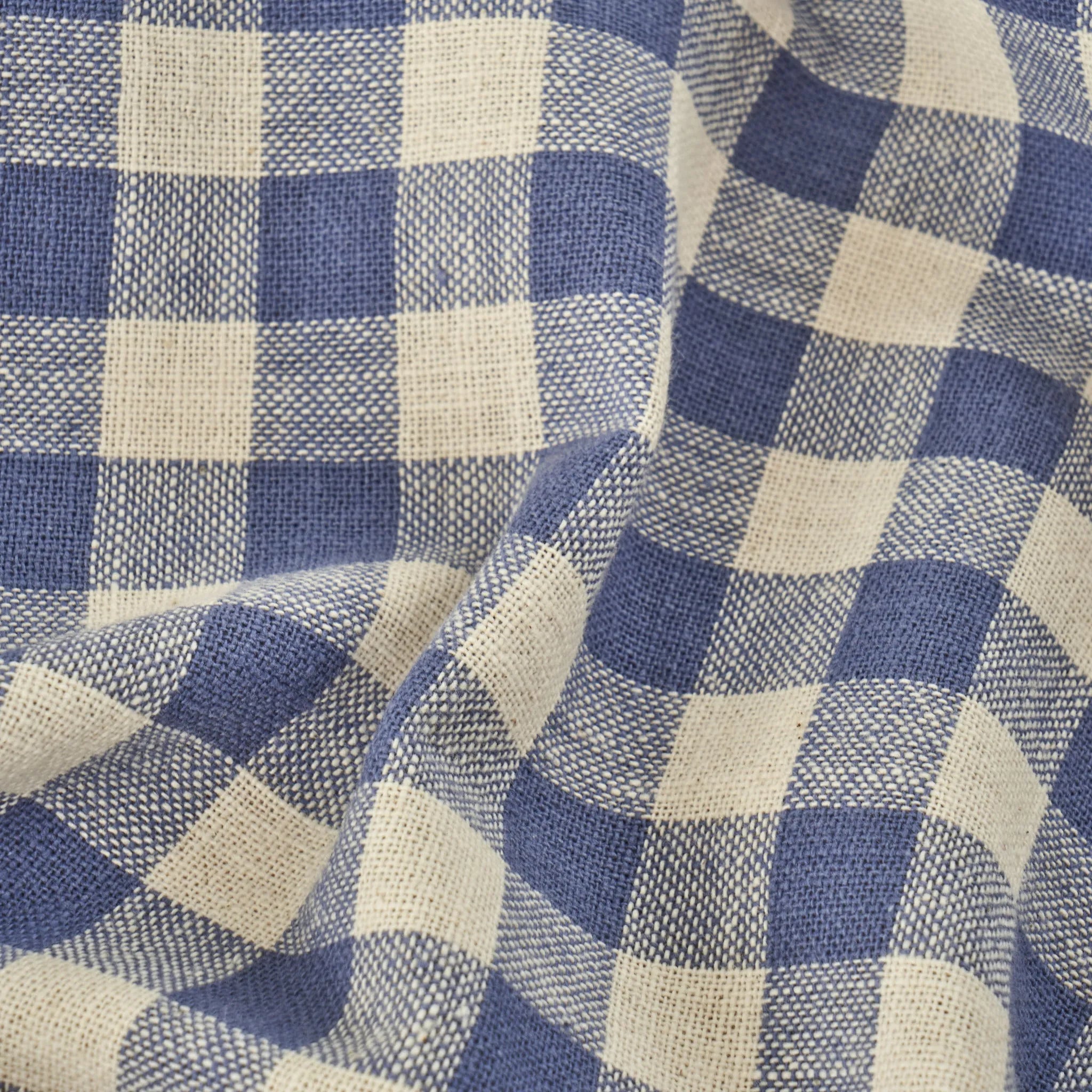 Bleu Blanc Gingham Cotton Table Runner detail view