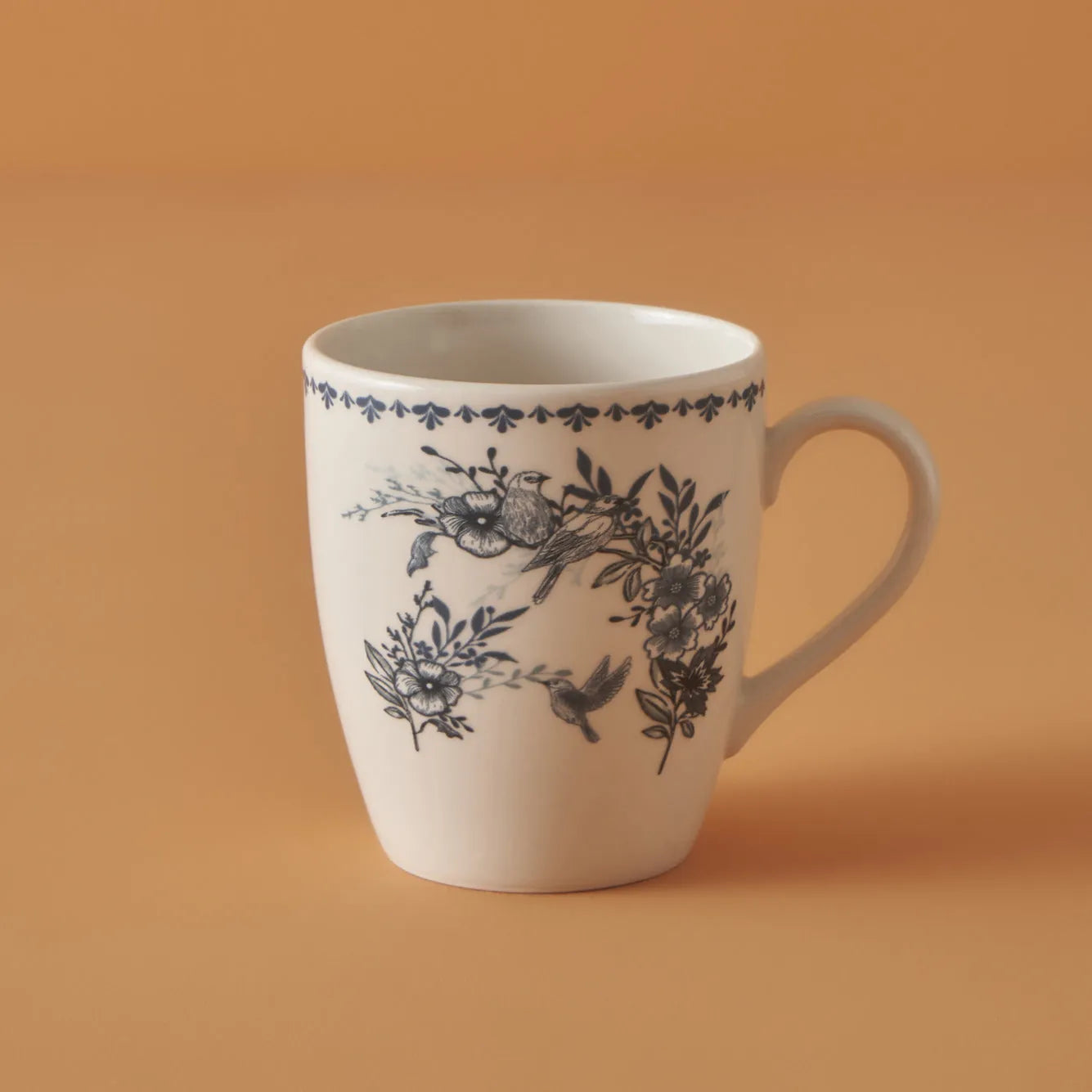 Bleu Blanc Porcelain Mug detail view