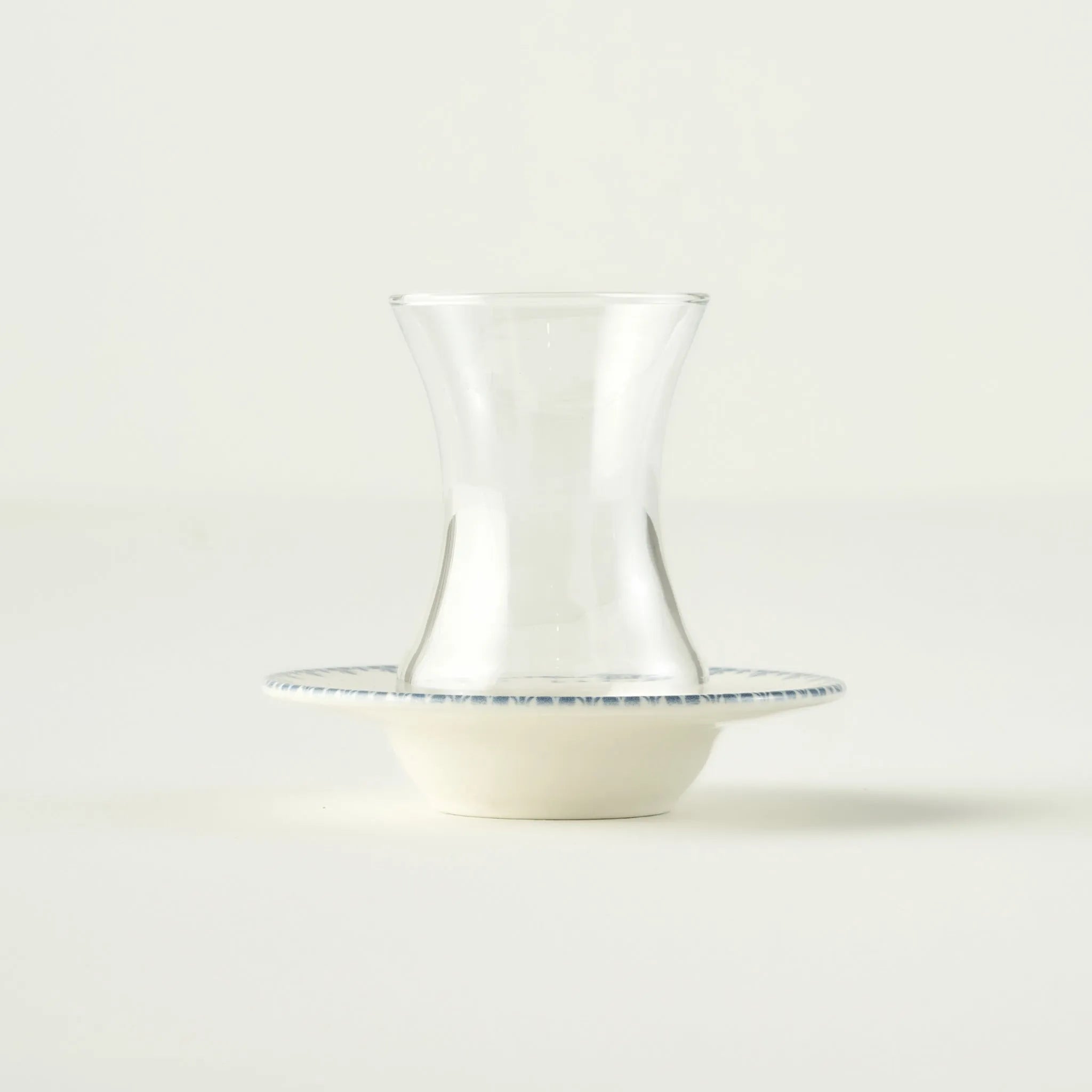 Bleu Blanc Tea Glass Set with Saucers (6-Piece)