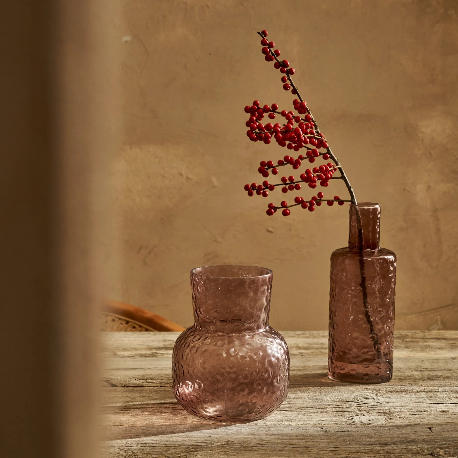 Bliss Amber Glass Vase texture detail
