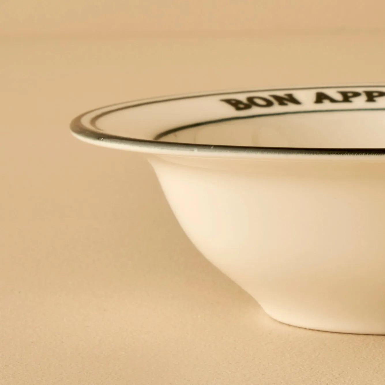 Bon Appetit 44 Piece Dinner & Breakfast Set close up view