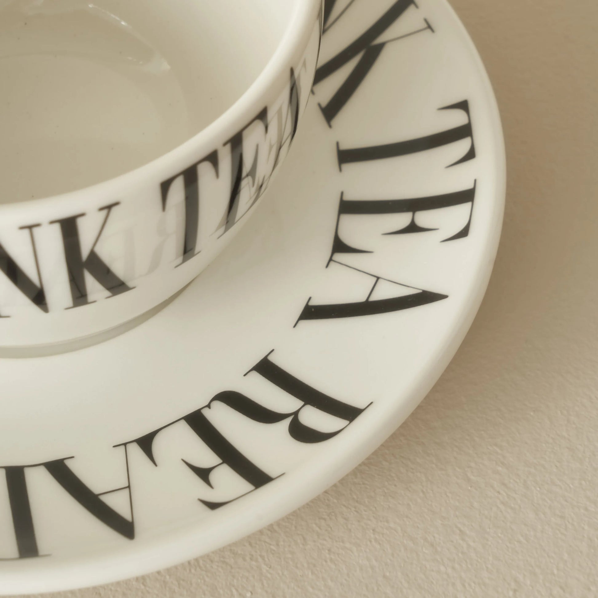 Book Lovers Porcelain Tea Cup (Set of 2) texture detail