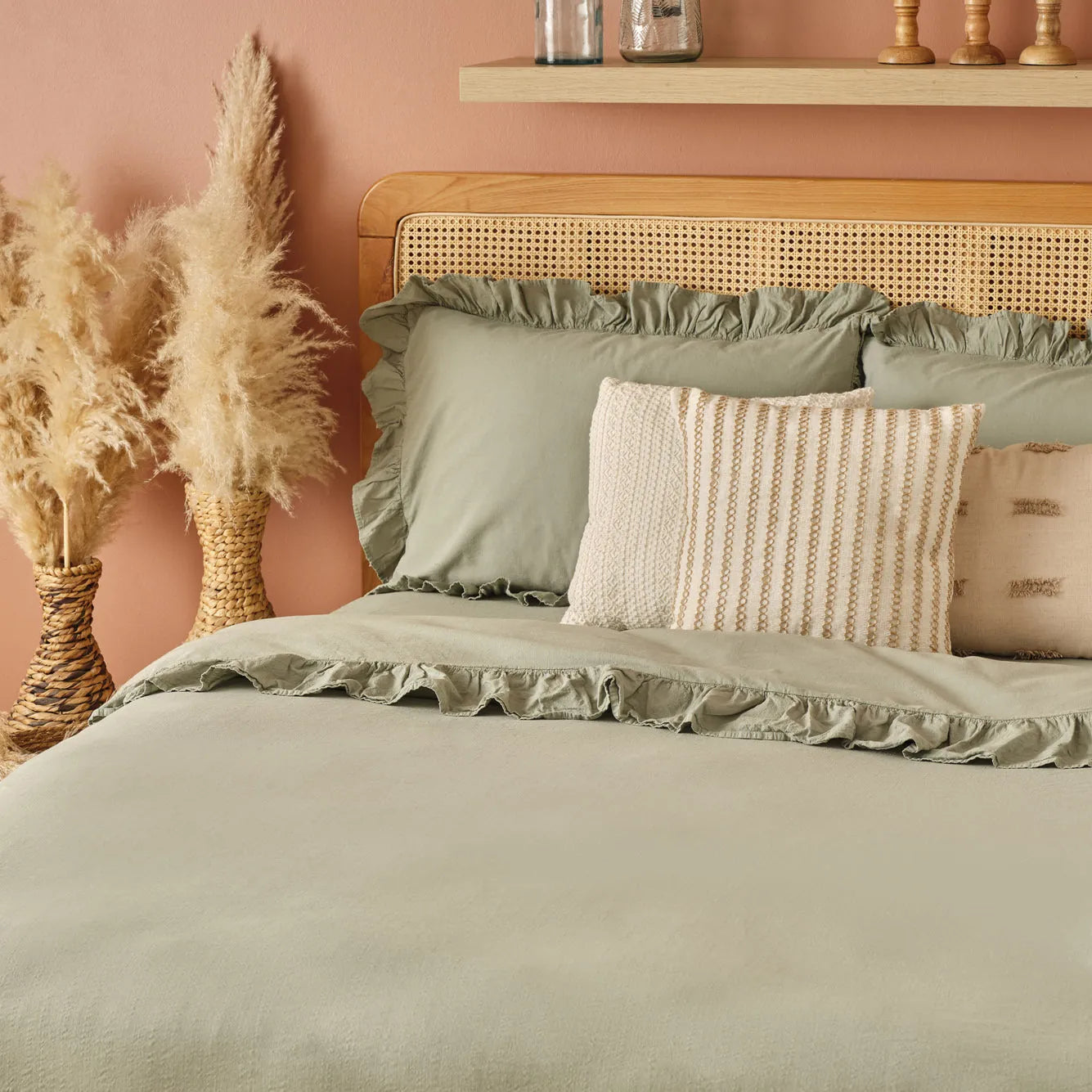 Brenta Cotton Duvet Set detail view