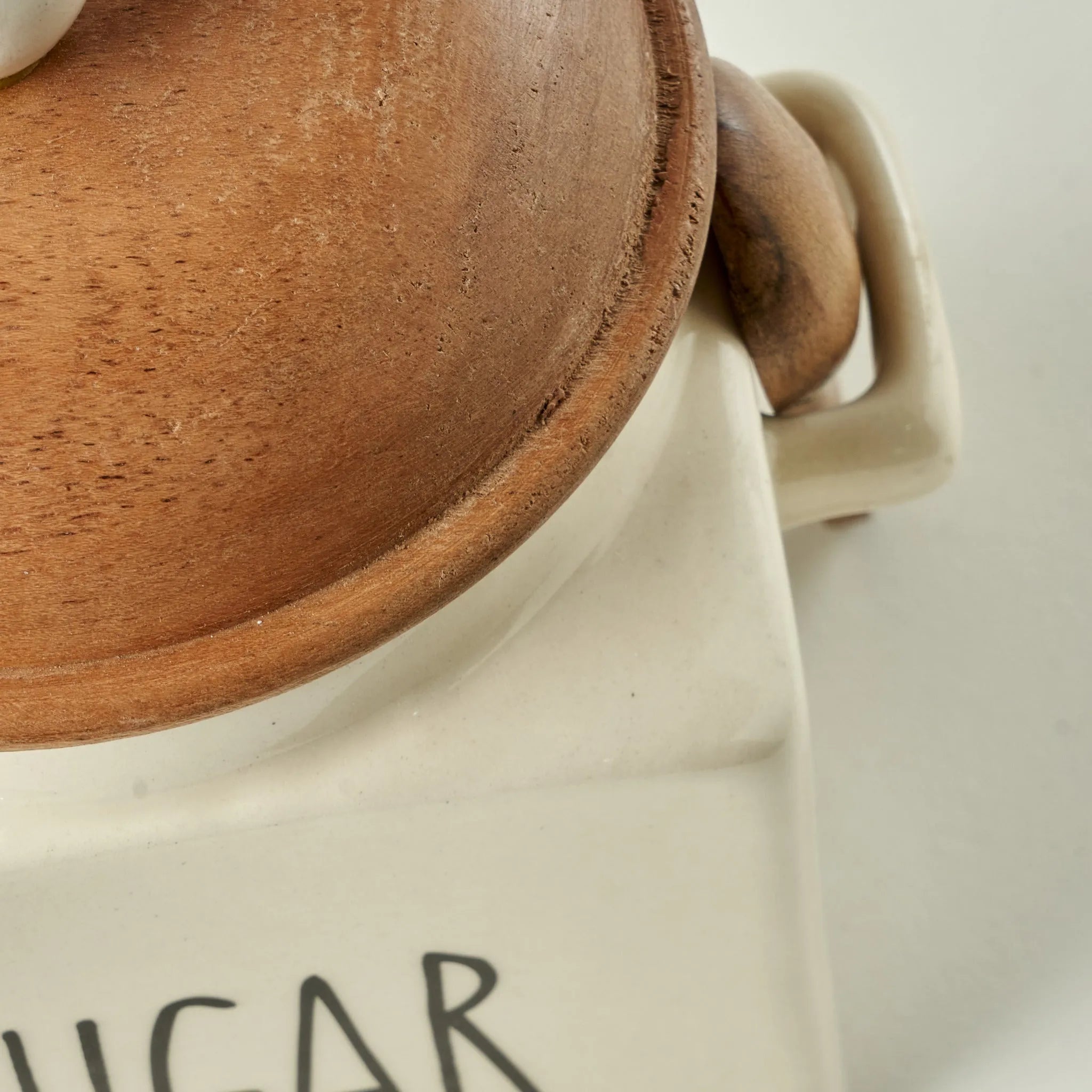 Brev Ceramic Jar with Acacia Lid & Spoon detail view