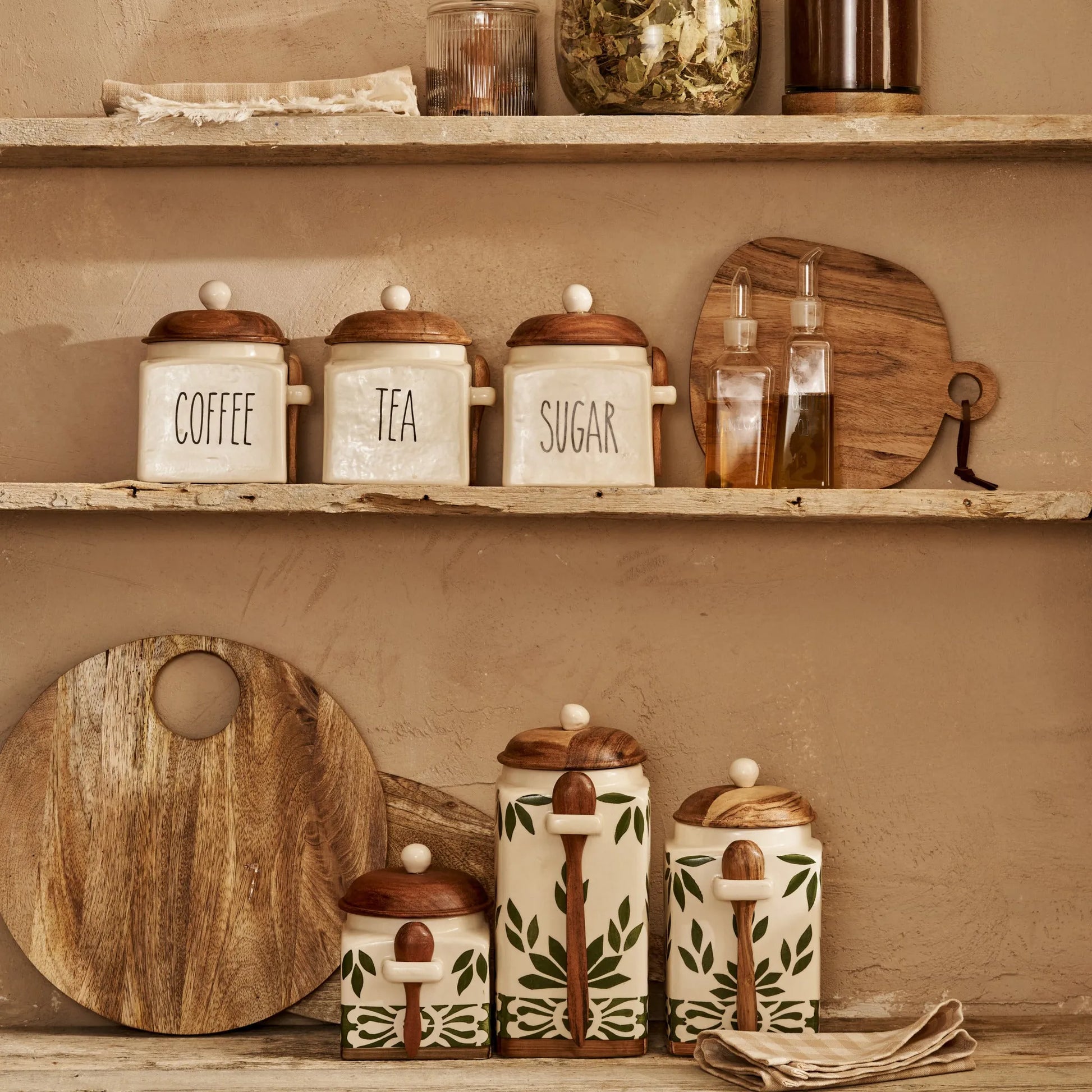 Brev Ceramic Jar with Acacia Lid & Spoon design detail