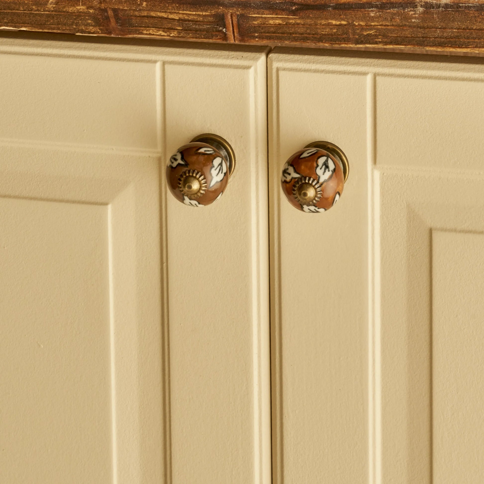 Bucky Ceramic Cabinet Knobs (Set of 2)