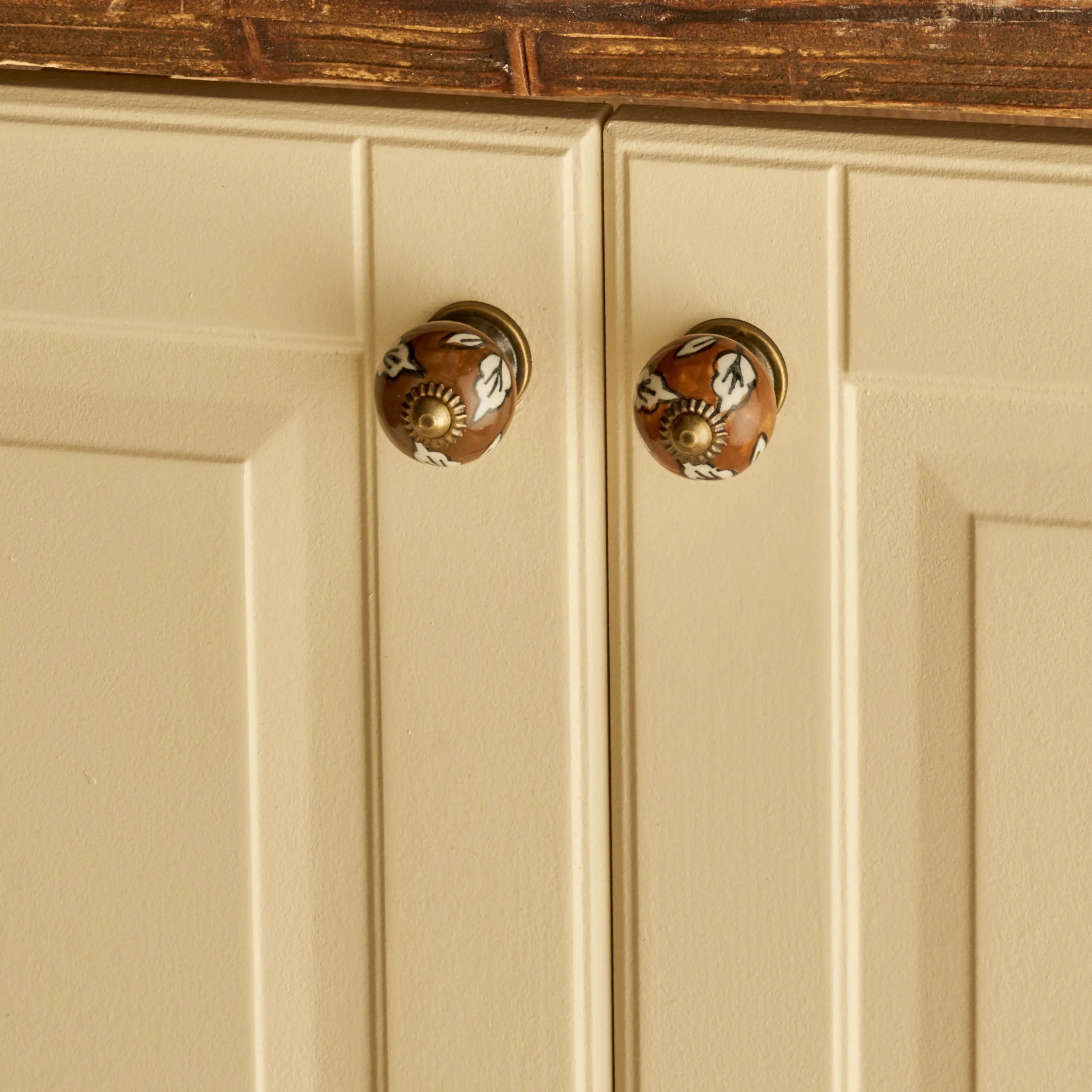 Bucky Ceramic Cabinet Knobs (Set of 2)