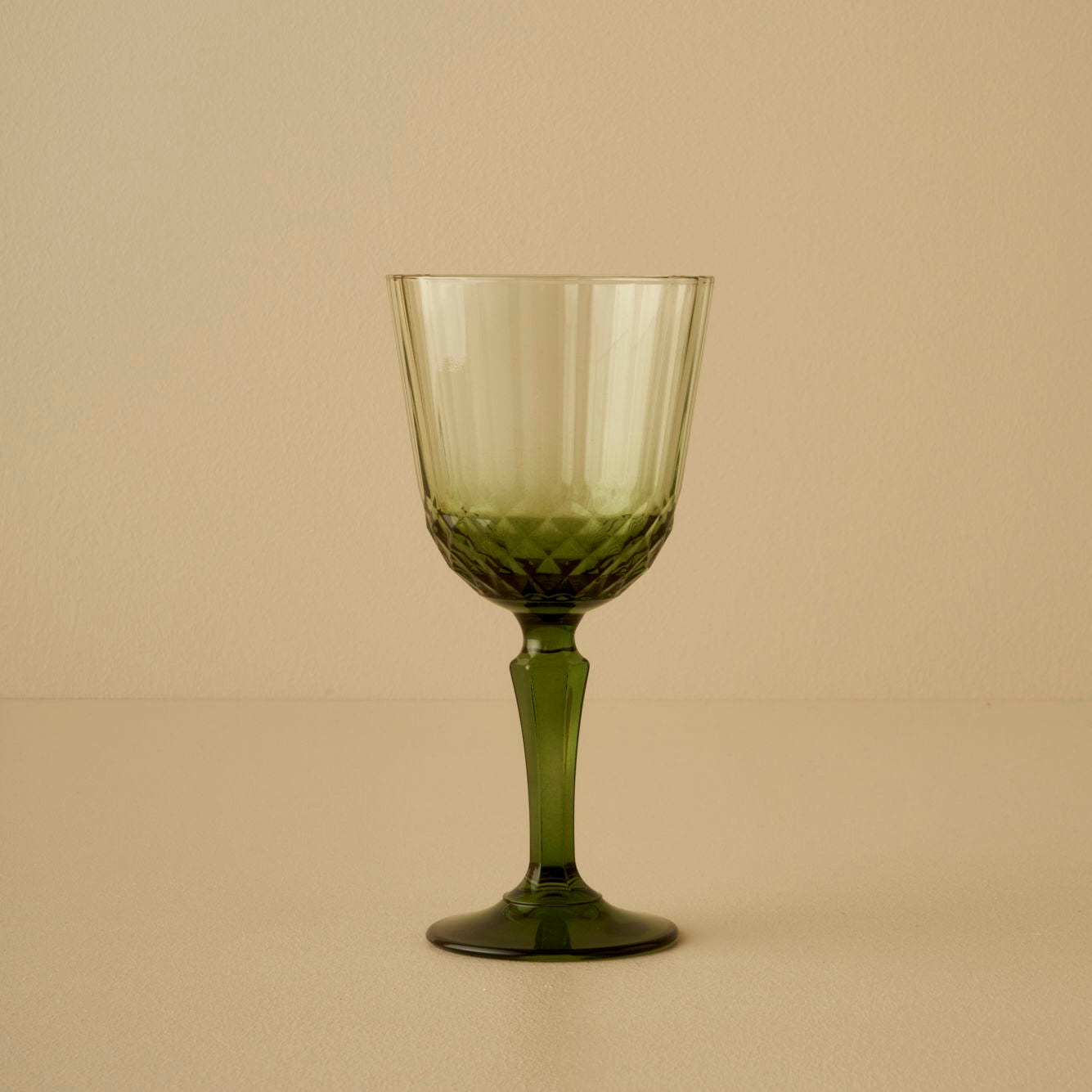 Colore Crystal Cut Wine Glass