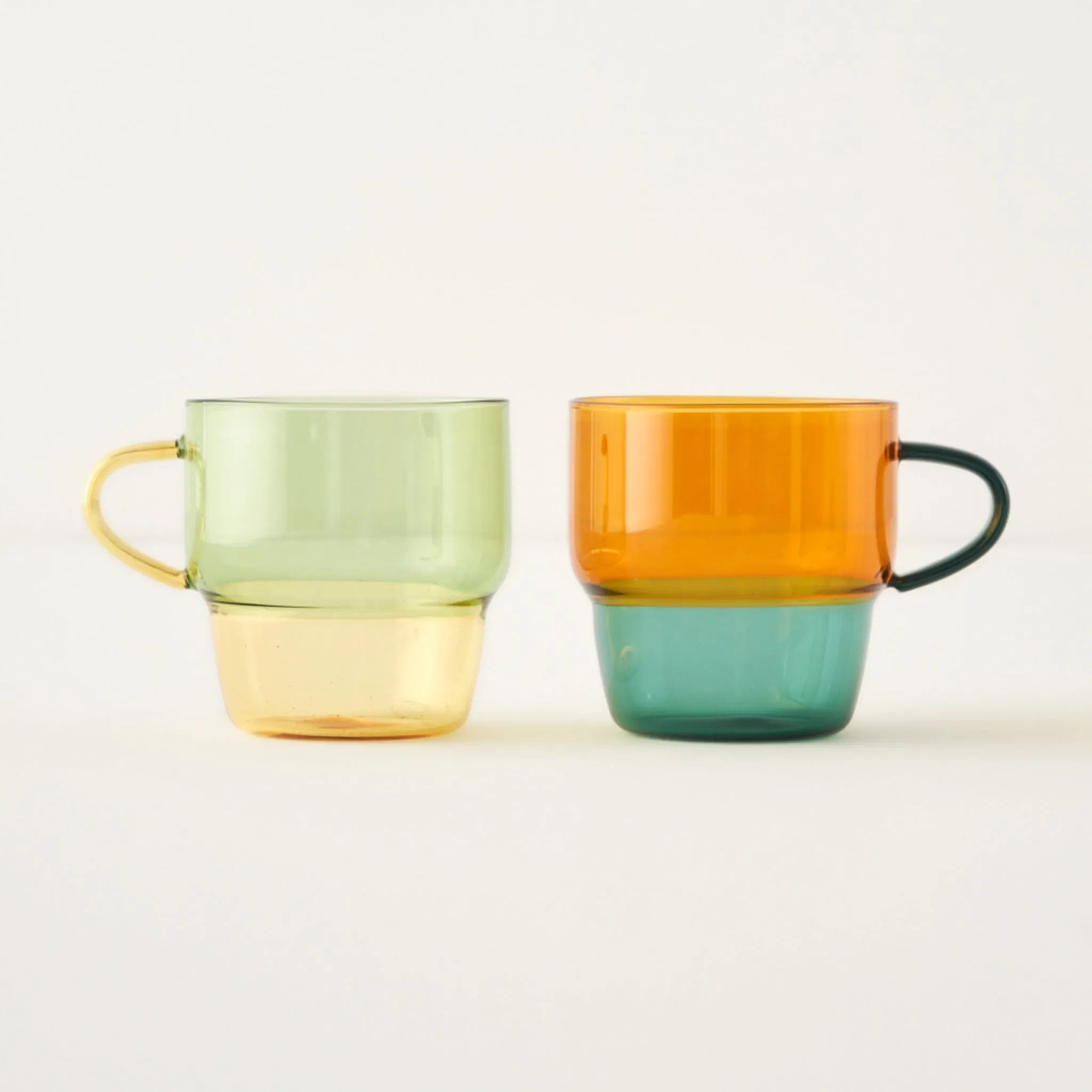 Castel Glass Mug Set (2-Pack) texture detail