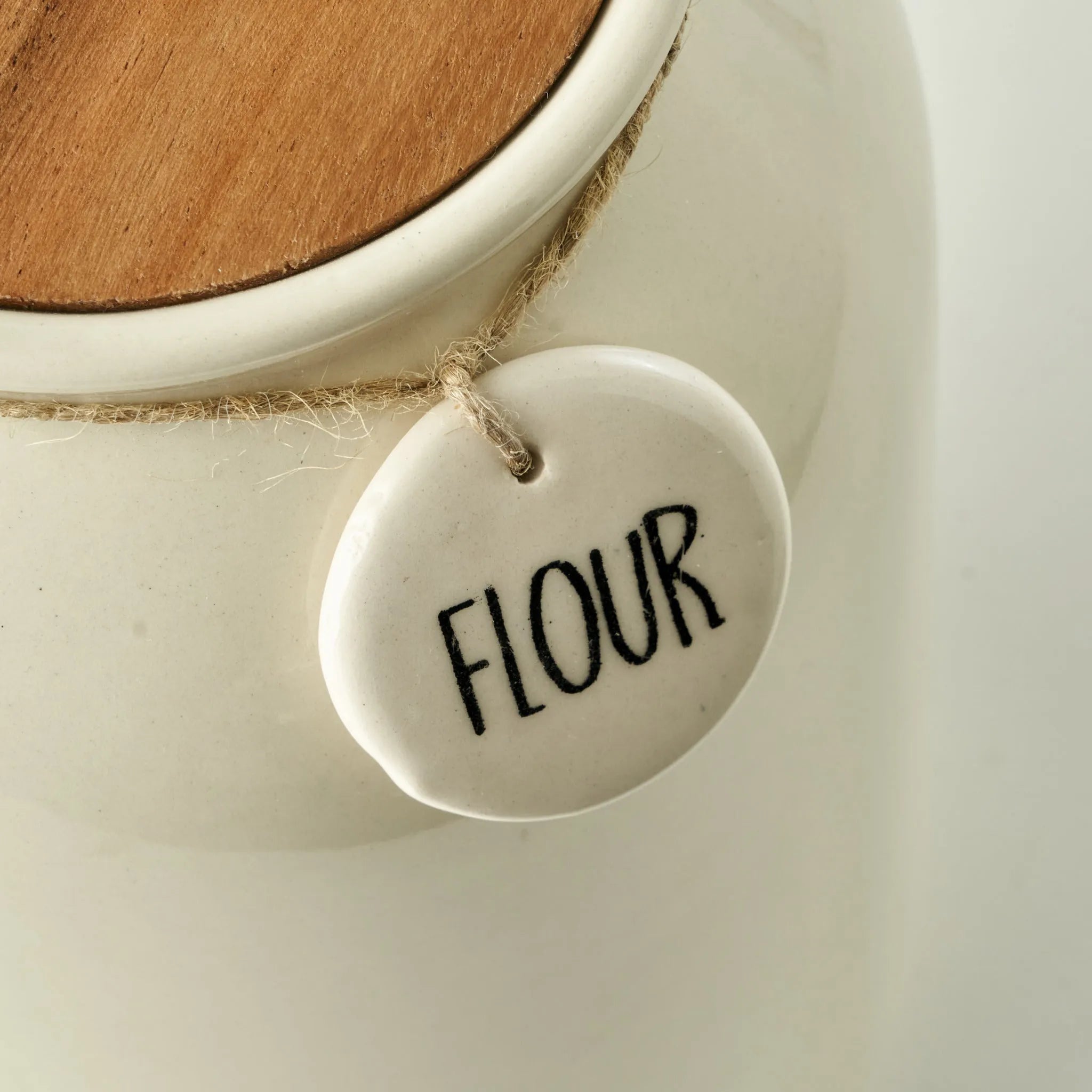 Ceramic Jar with Acacia Lid detail view