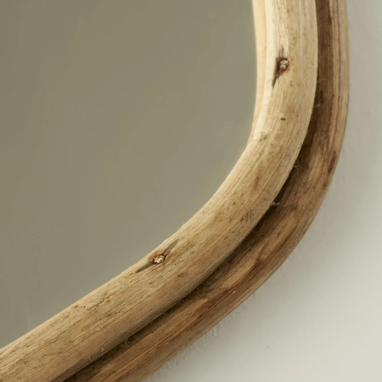 Cove Wooden Wall Mirror texture detail
