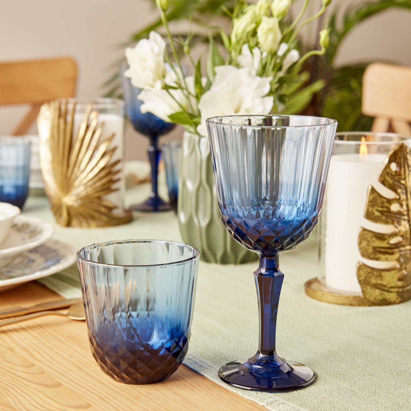 Colore Crystal Cut Wine Glass