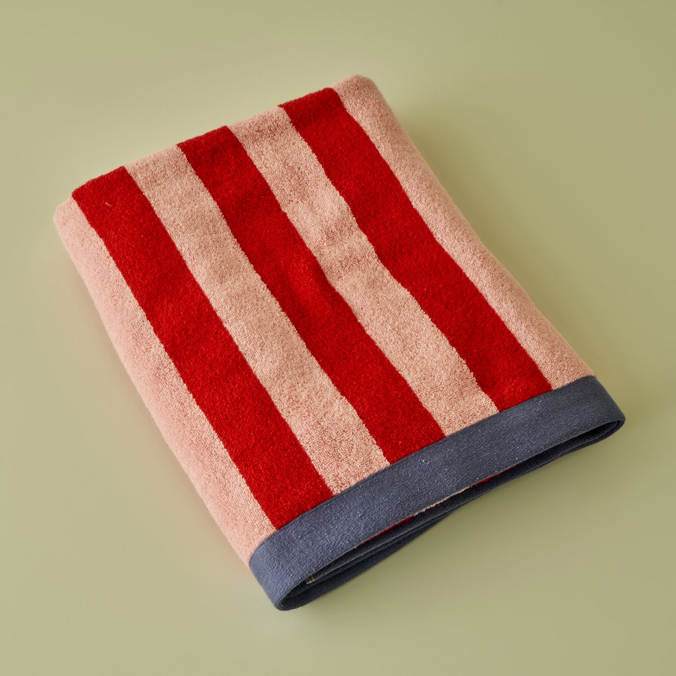 Line Cotton Bath Towel