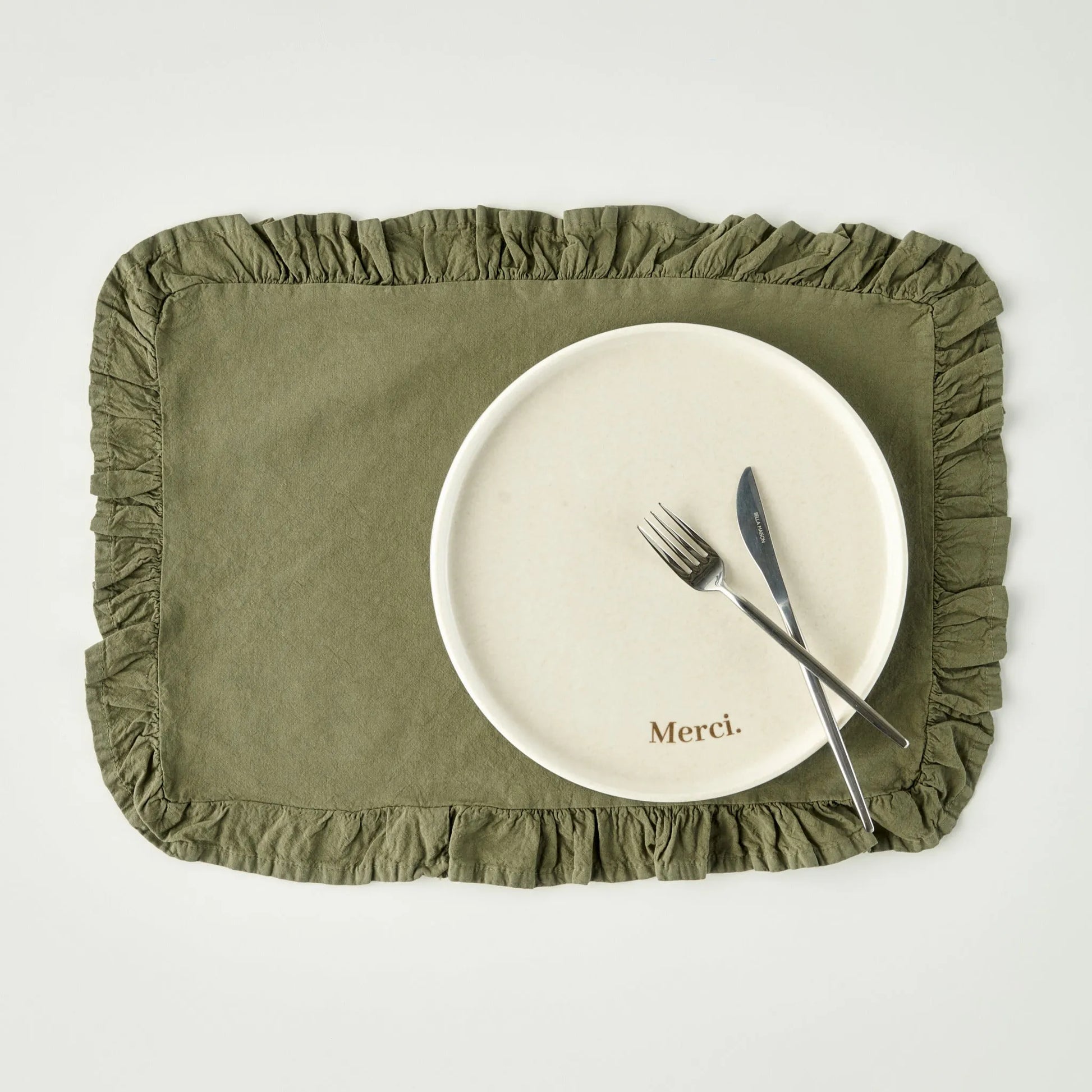 Elegance Cotton Ruffled Edge Placemat