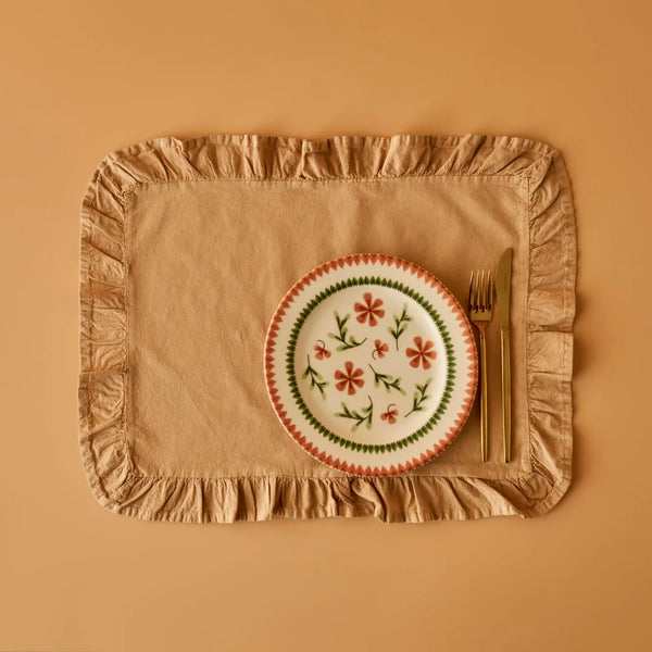 Elegance Cotton Ruffled Edge Placemat