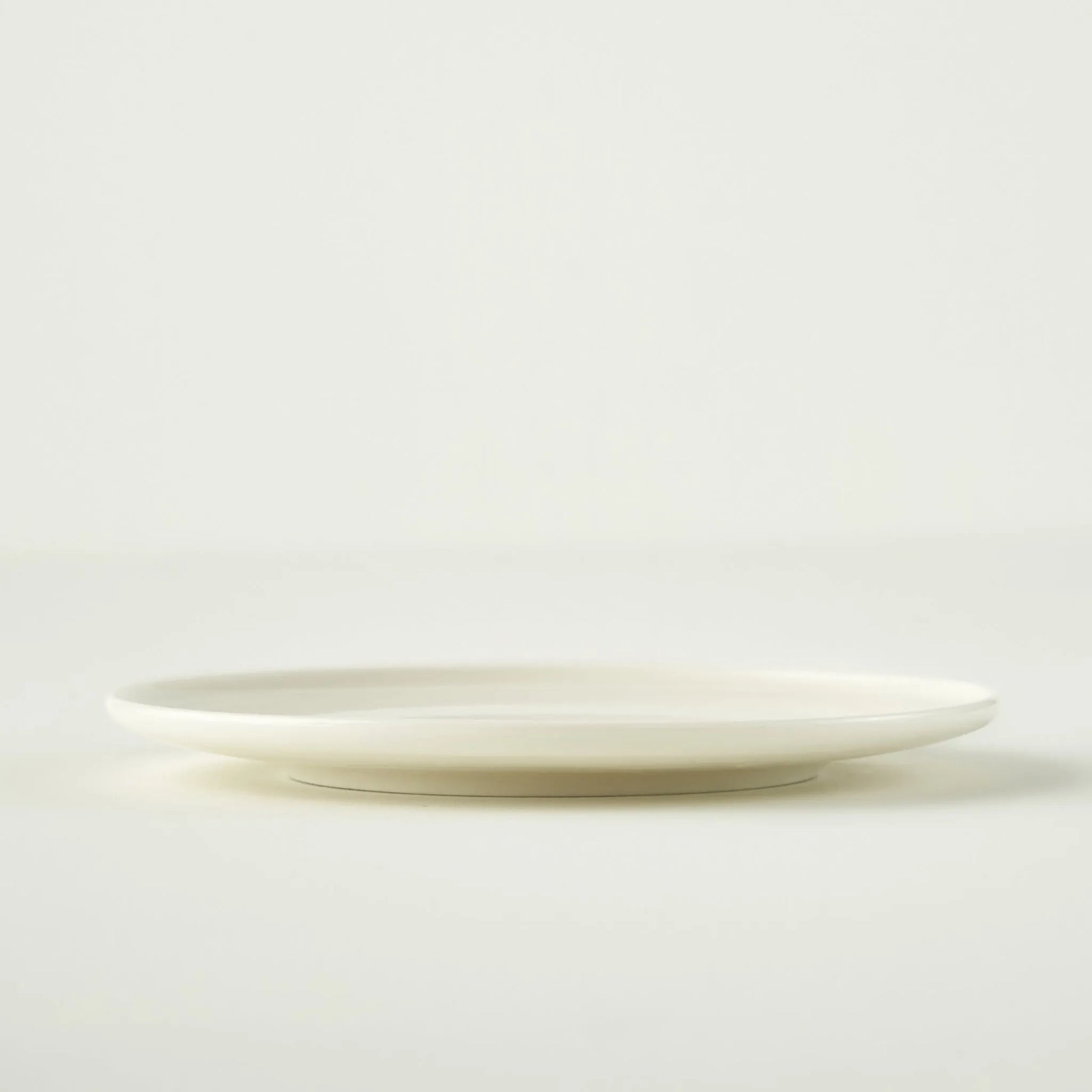 Exclusive Selection Dessert Plate texture detail