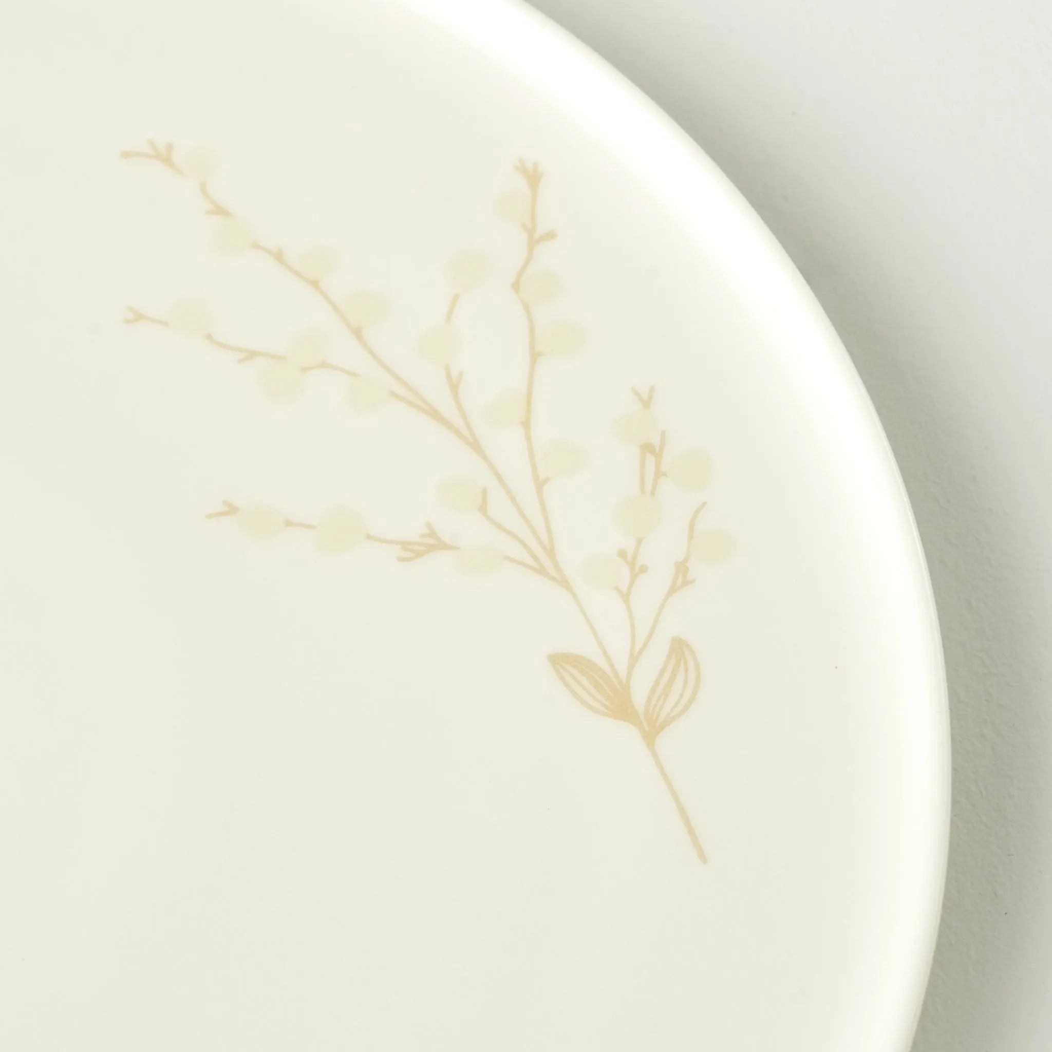 Exclusive Selection Dinner Plate detail view