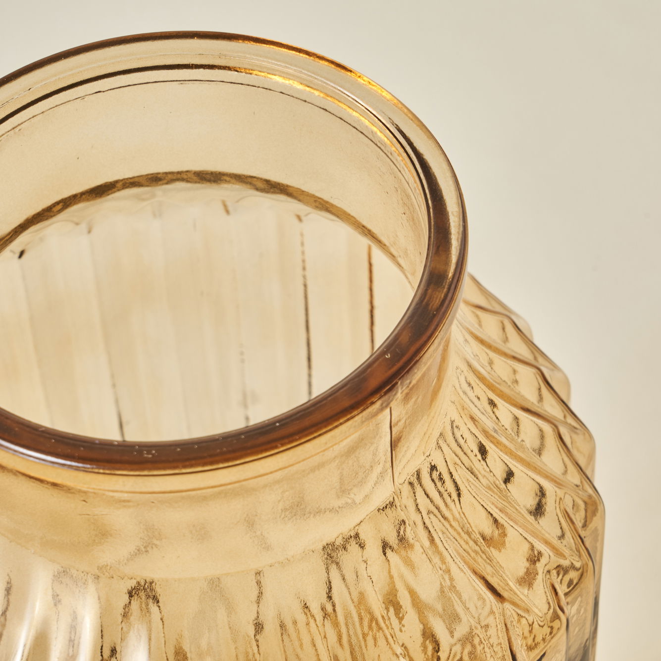 Nilda Ribbed Glass Vase