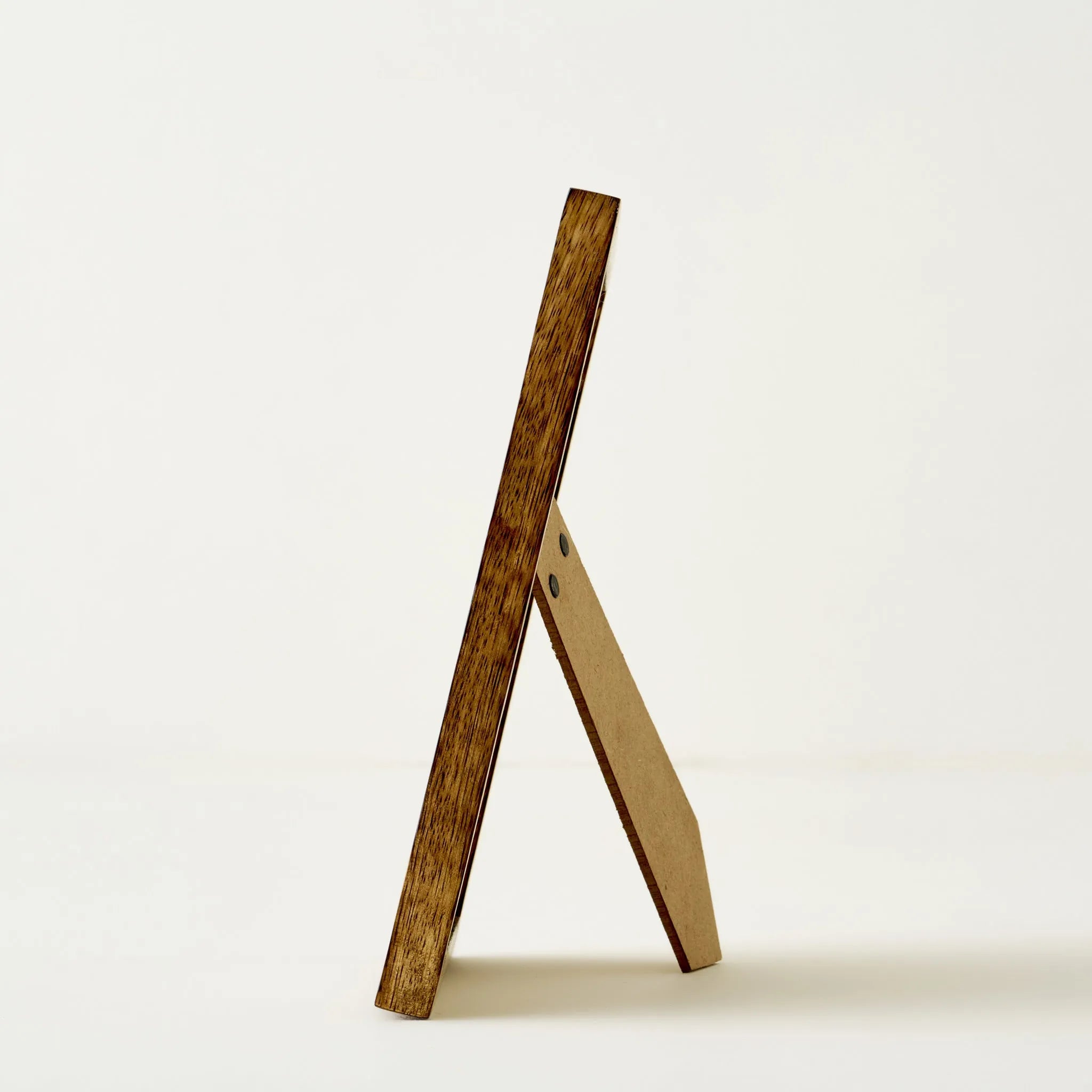 Frida Mango Wood Picture Frame design detail