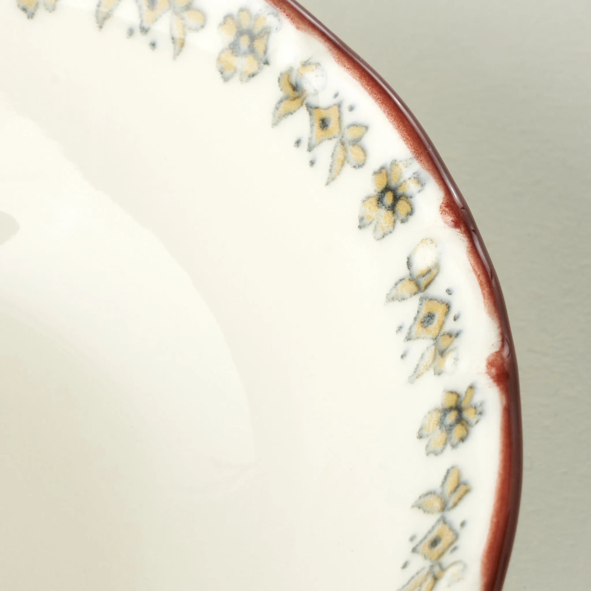 Indian 24 Piece Porcelain Dinnerware Set side view