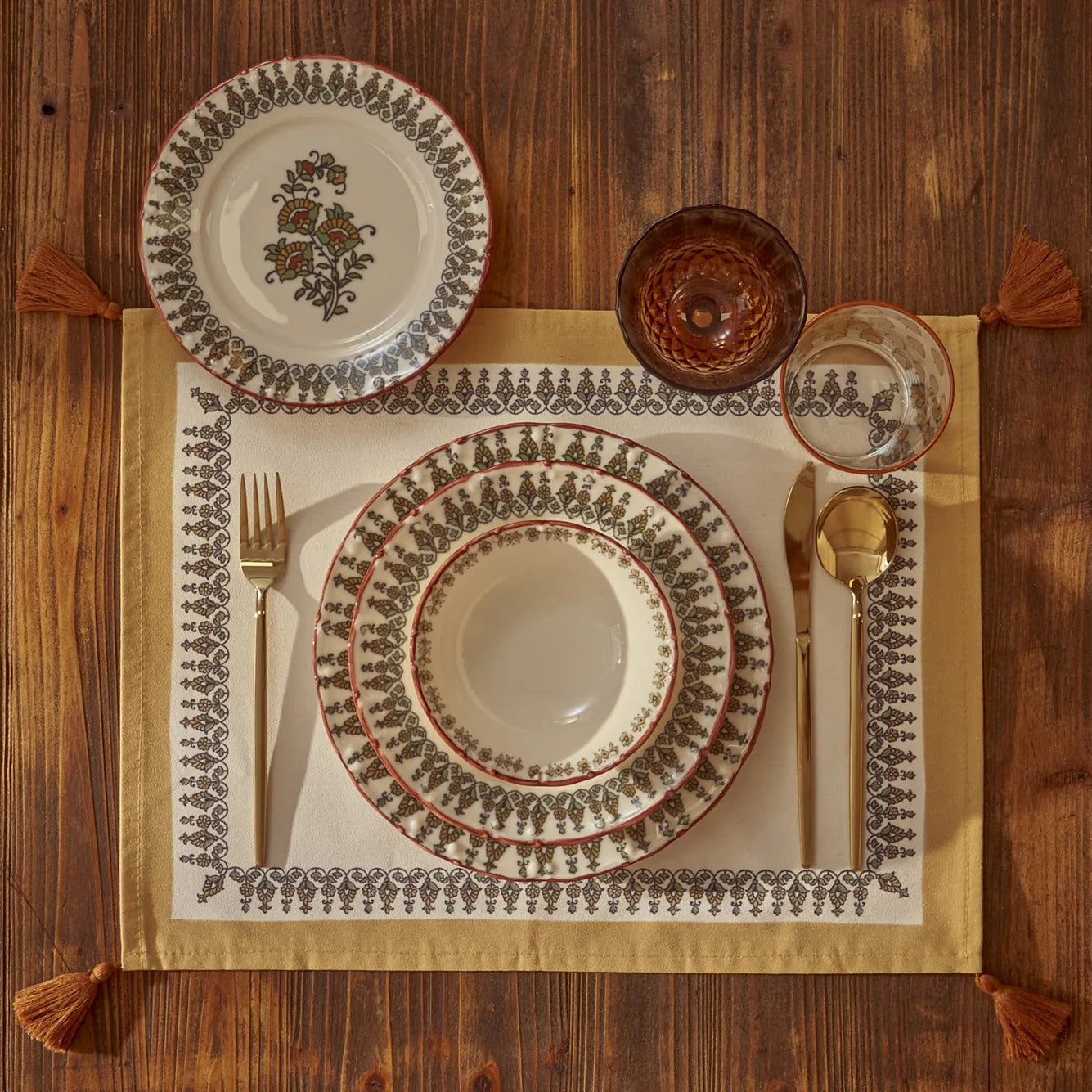 Indian Cotton Placemat with Corner Tassels detail view