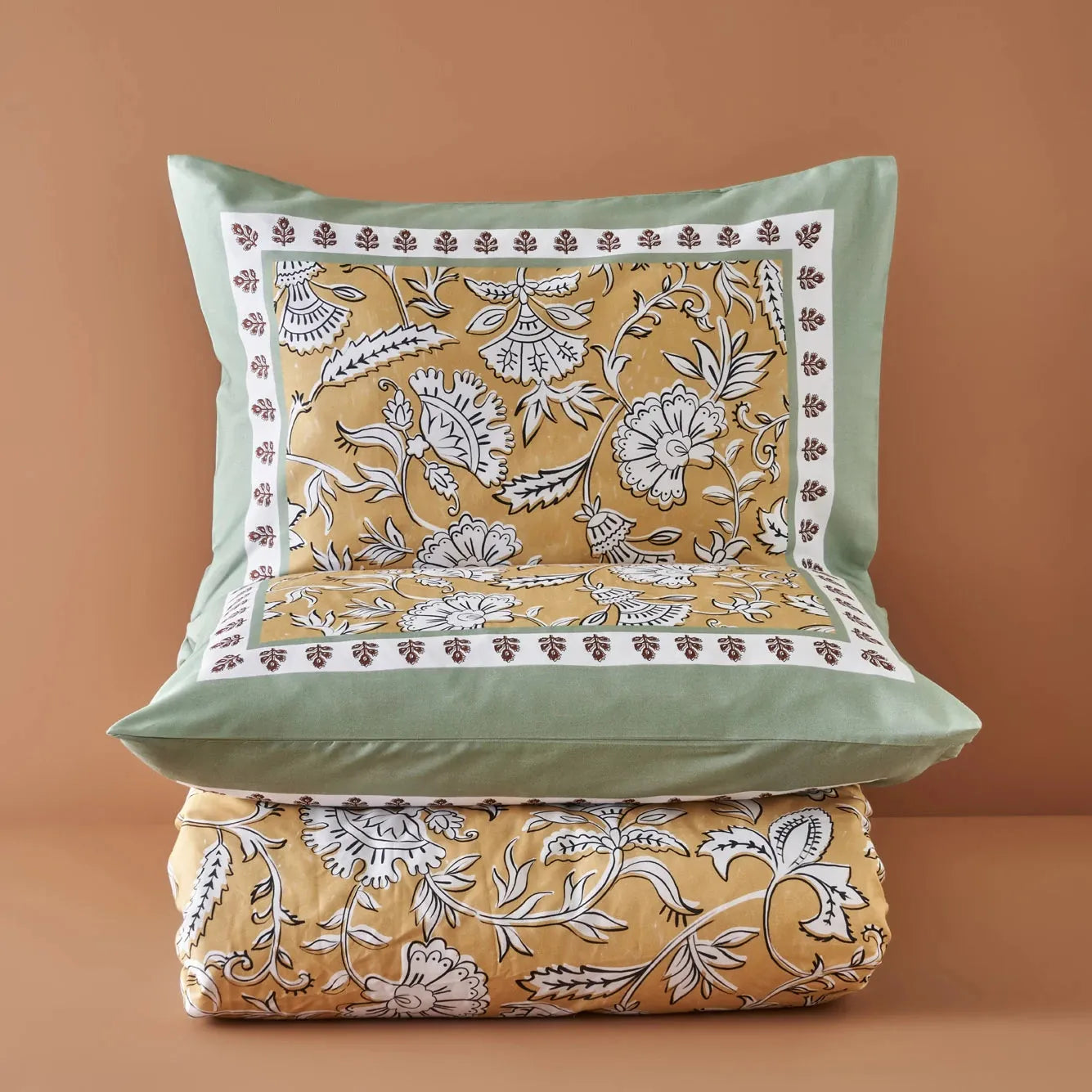 Indian Cotton Sateen Duvet Set detail view