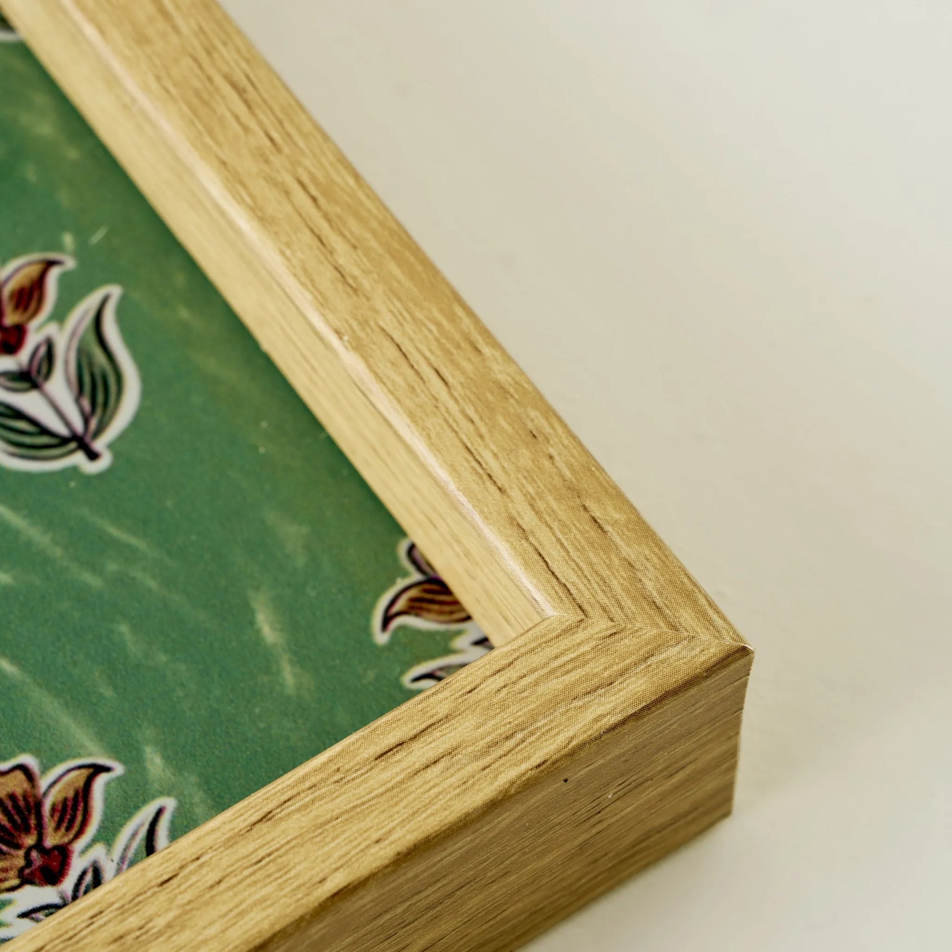 Indian Decorative Tray texture detail