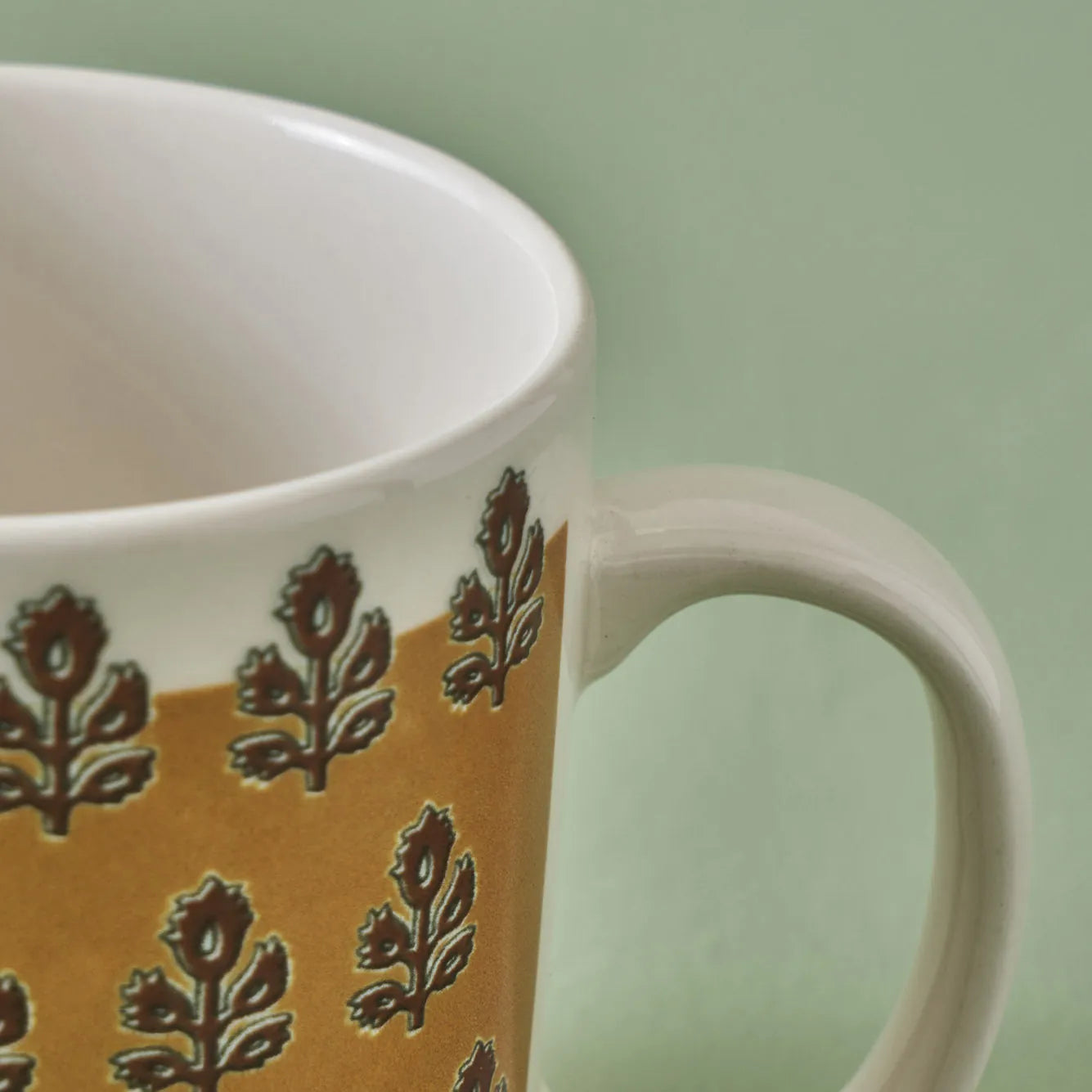 Indian Porcelain Mug detail view