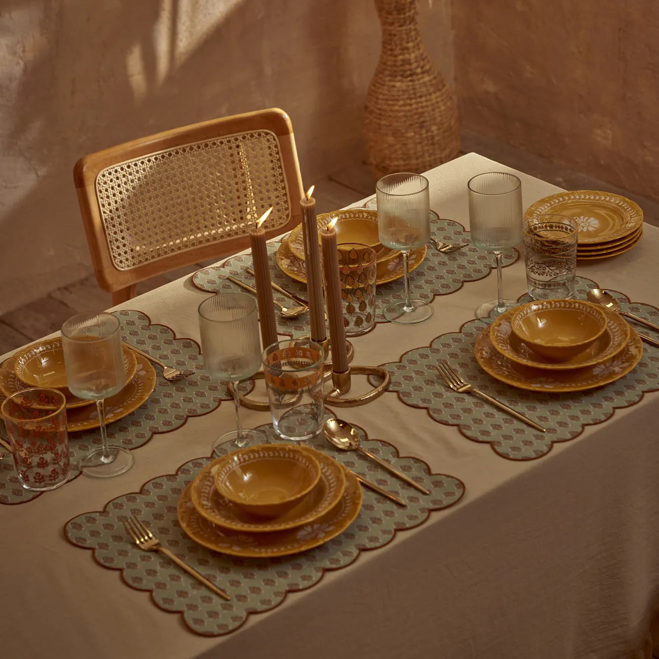 Indian Scalloped Cotton Placemat side view