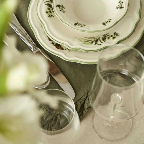 Julia 24 Piece Stoneware Dinnerware Set