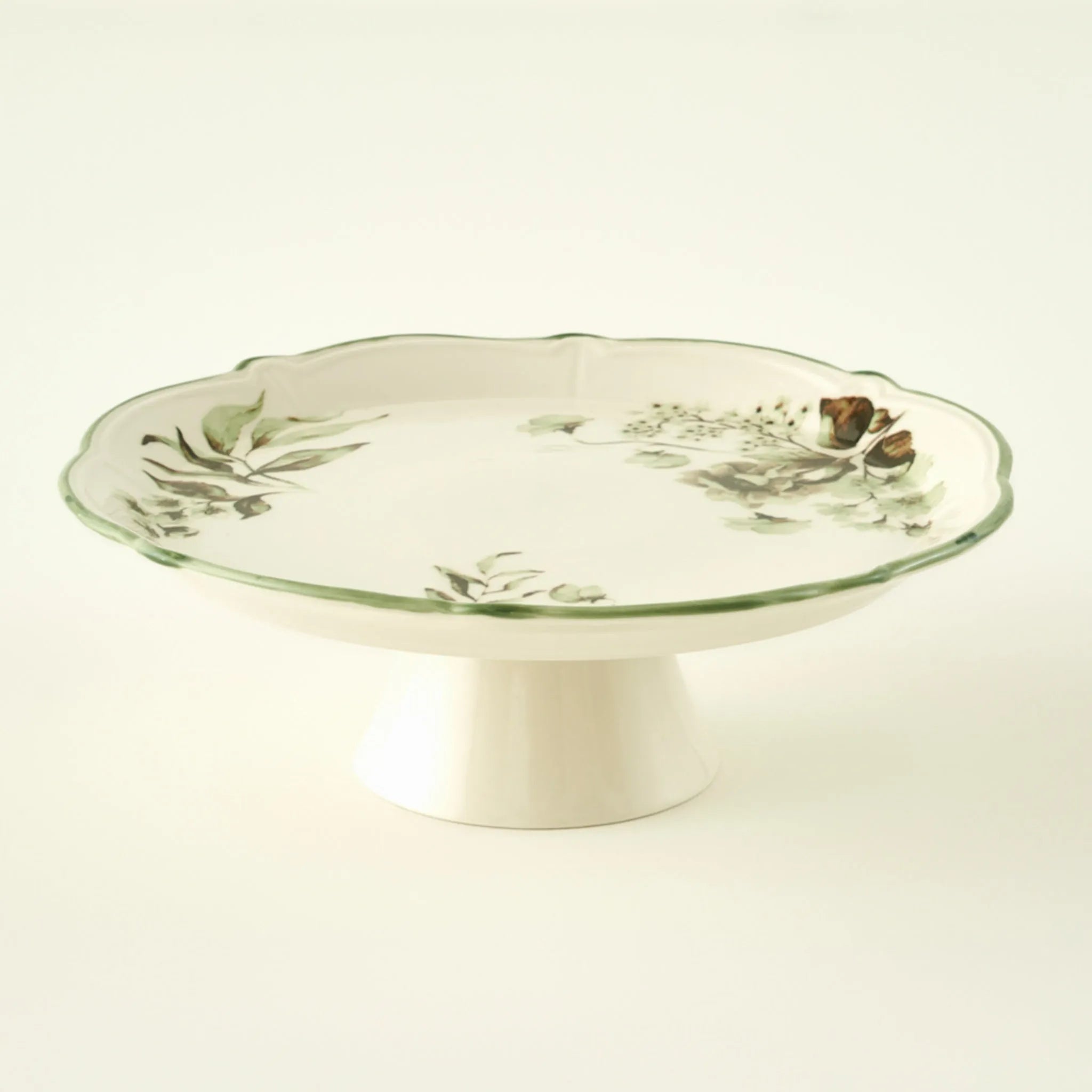 Julia Stoneware Cake Stand detail view