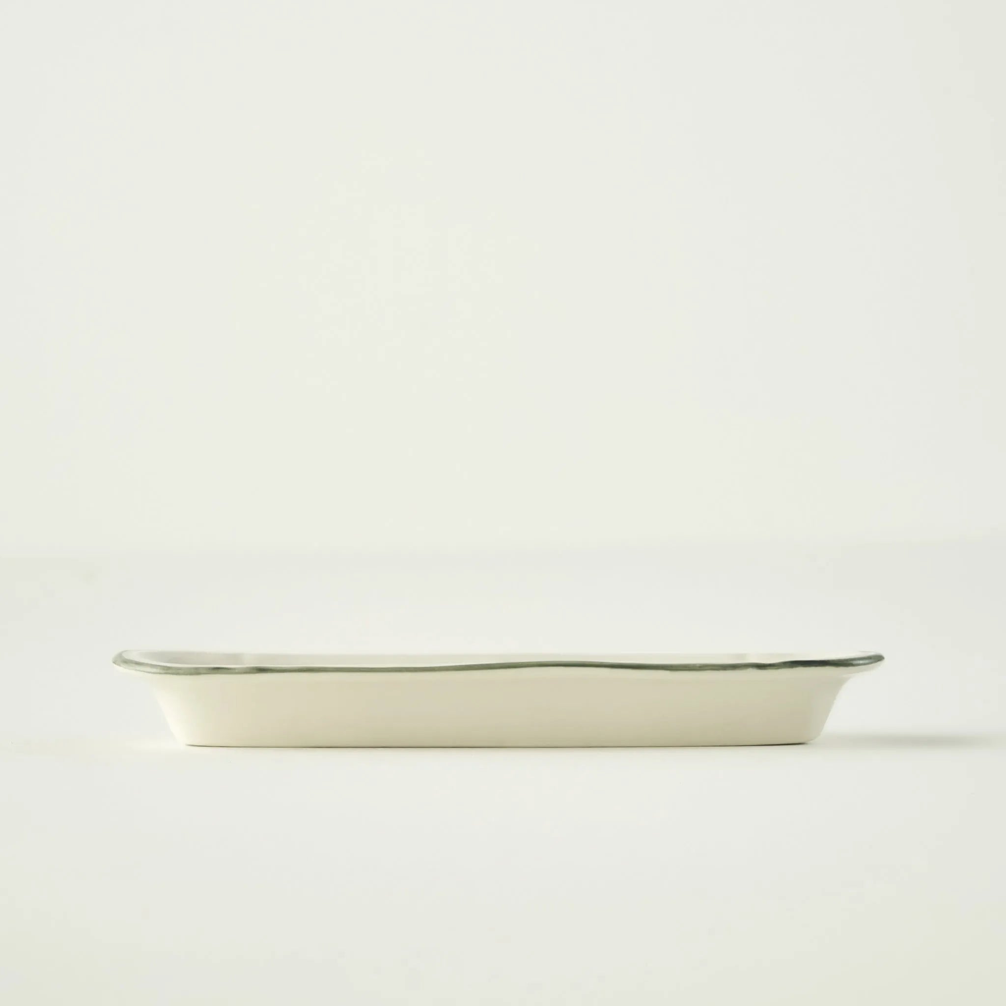 Julia Stoneware Olive Tray texture detail
