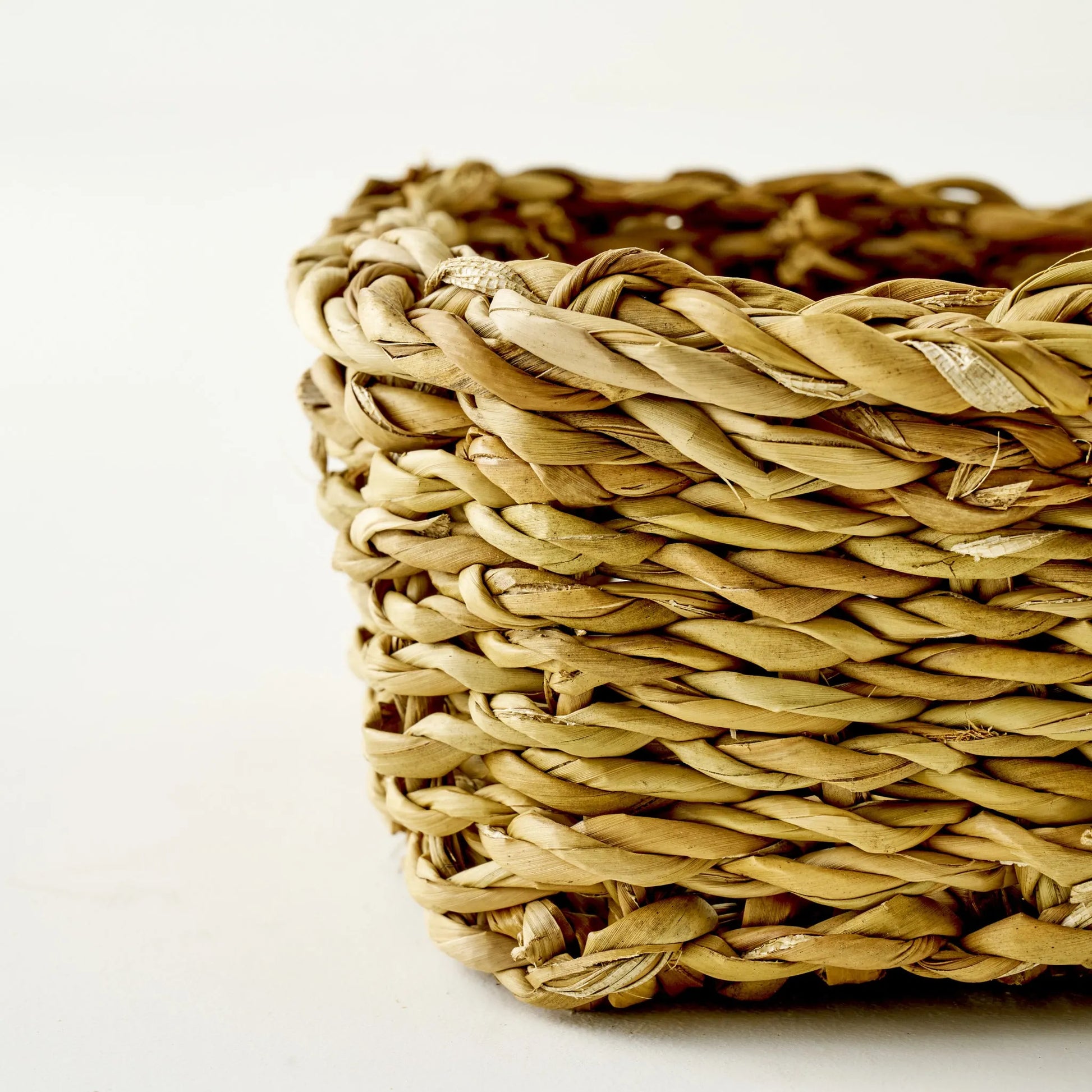 Kiara Natural Wicker Woven Square Basket texture detail