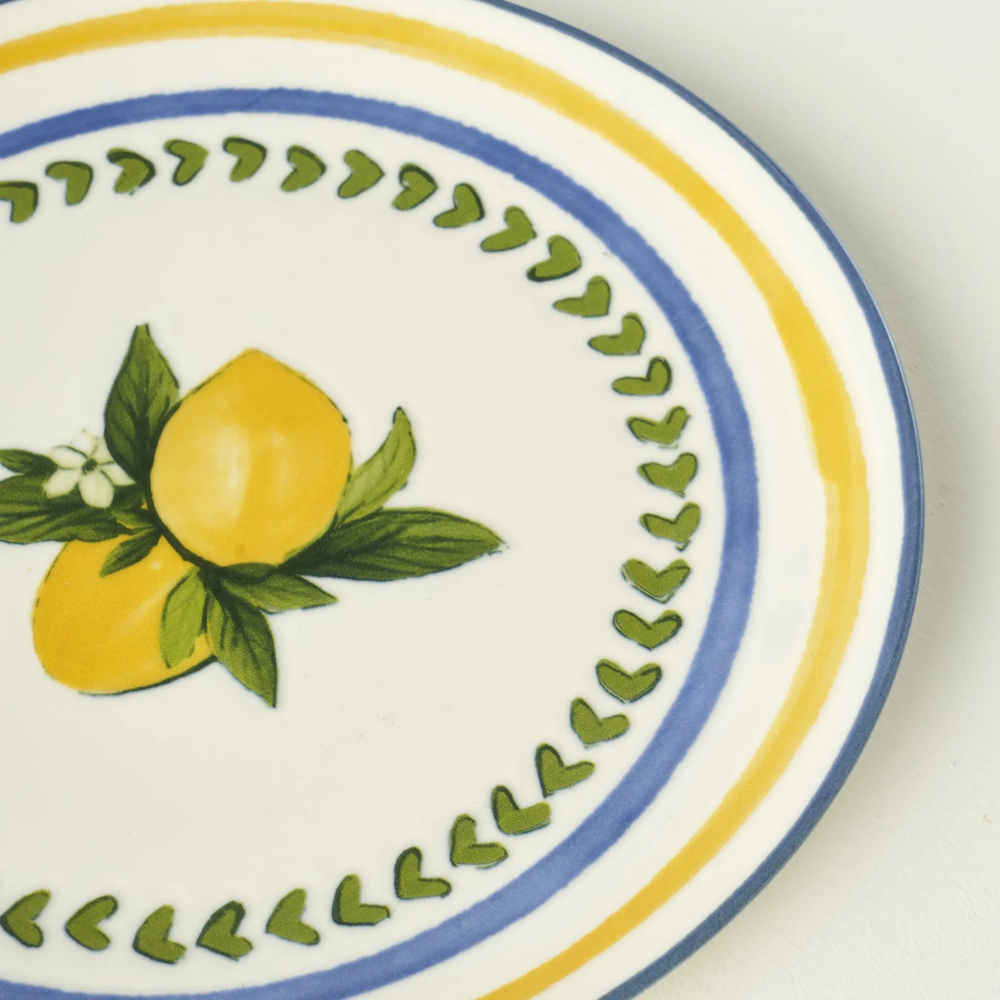 Lemoncello Porcelain Dinner Plate detail view