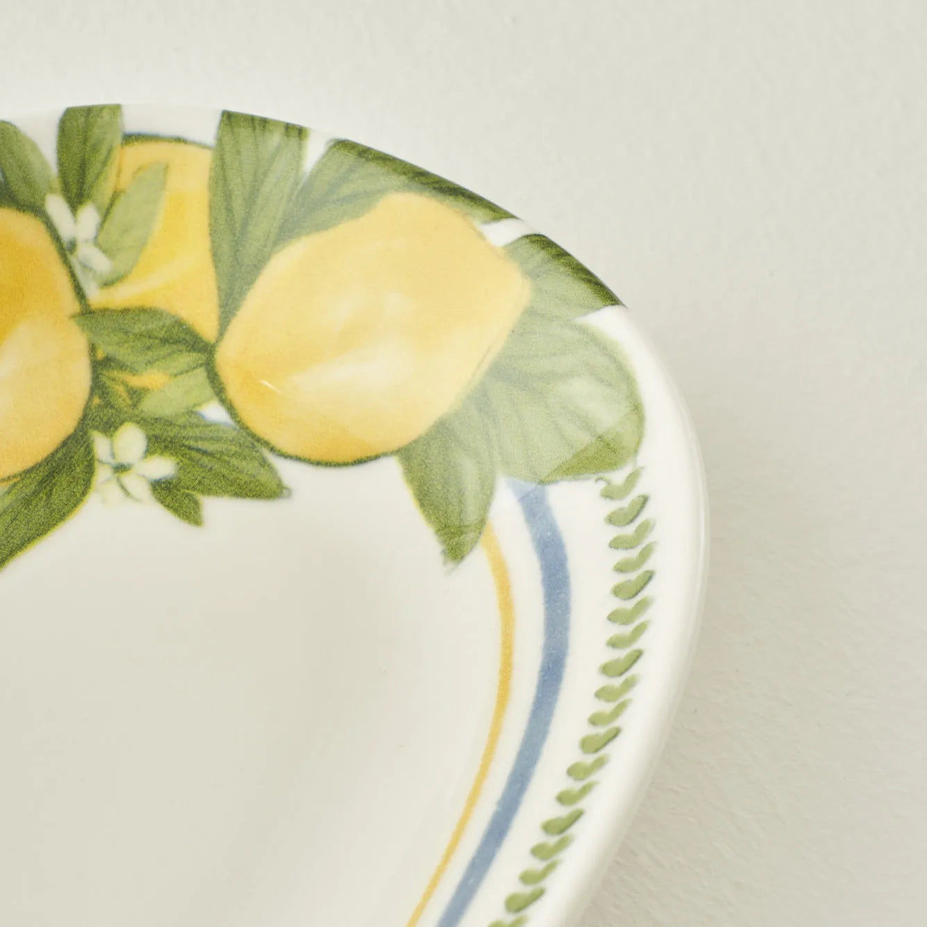 Lemoncello Porcelain Serving Platter detail view