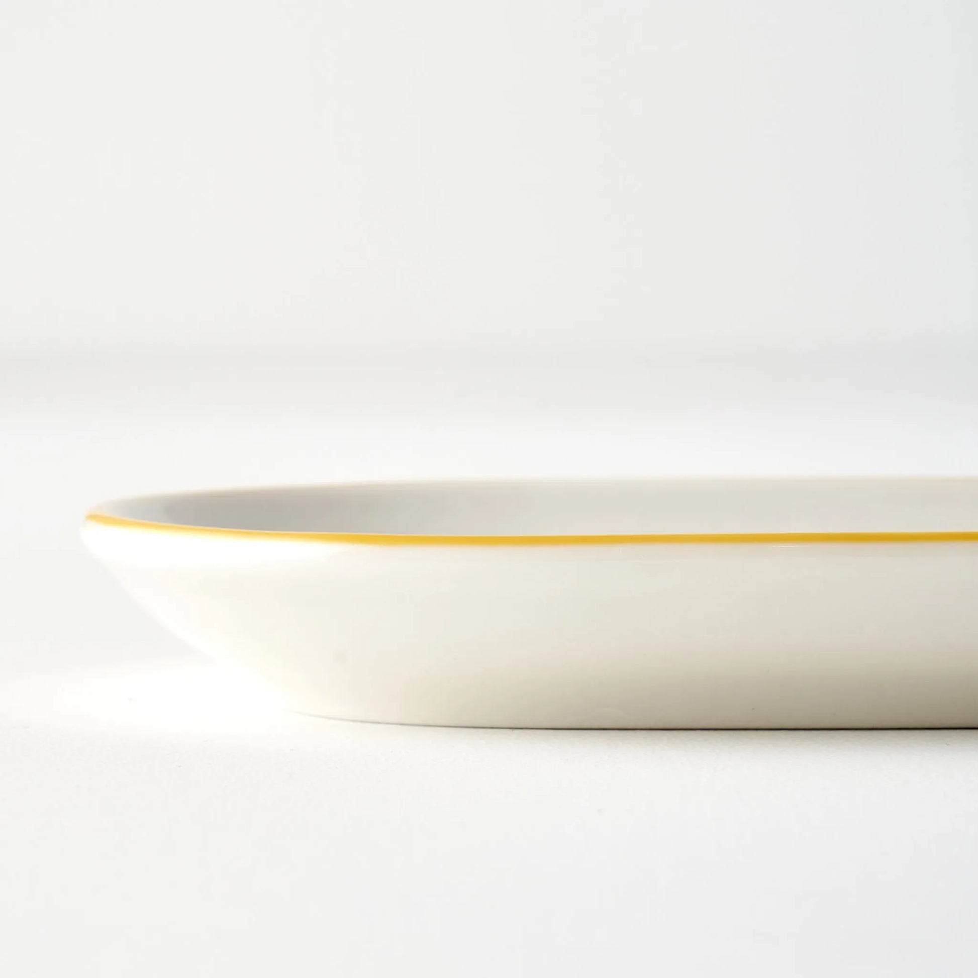 Line Oval Porcelain Serving Platter texture detail