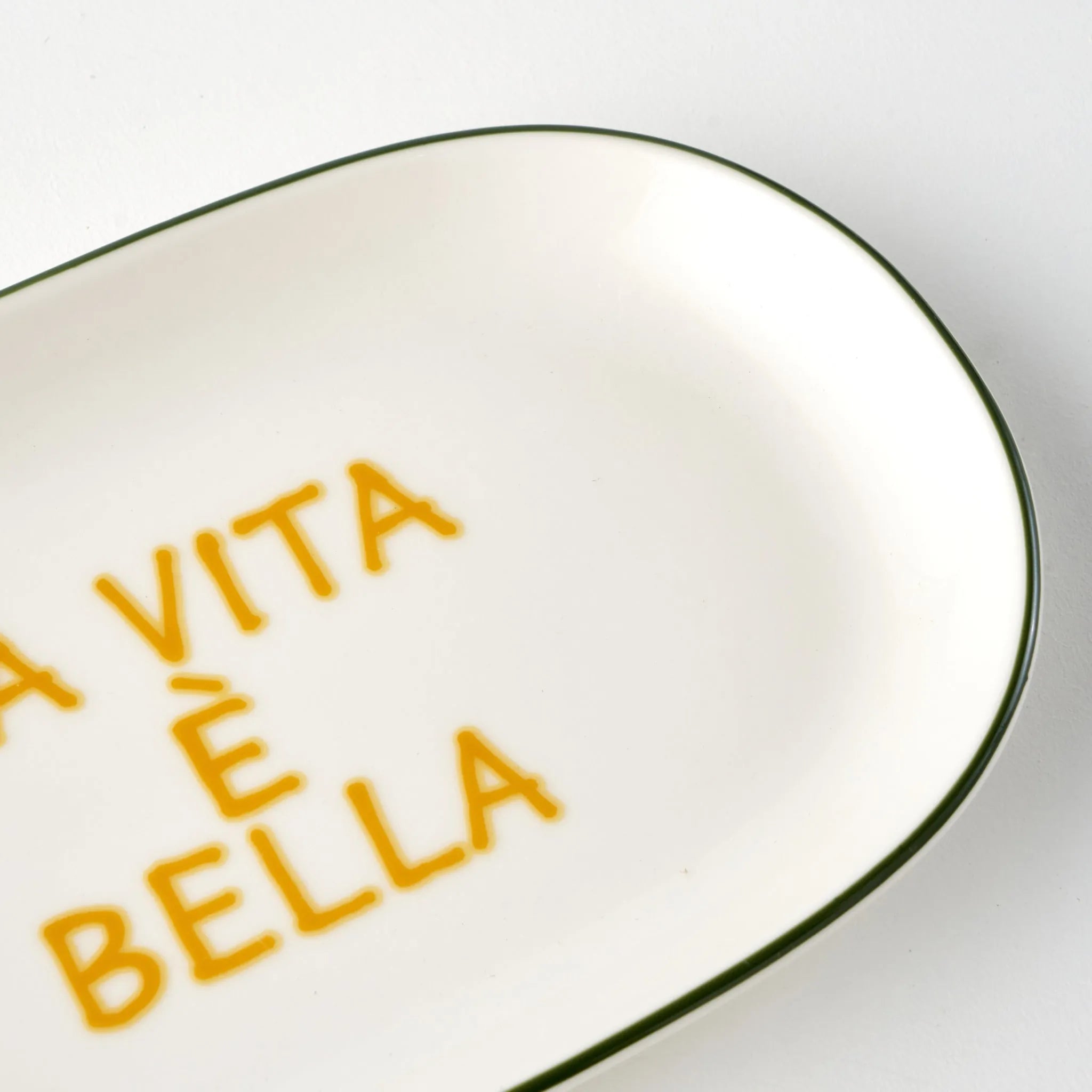 Line Oval Porcelain Serving Platter design detail