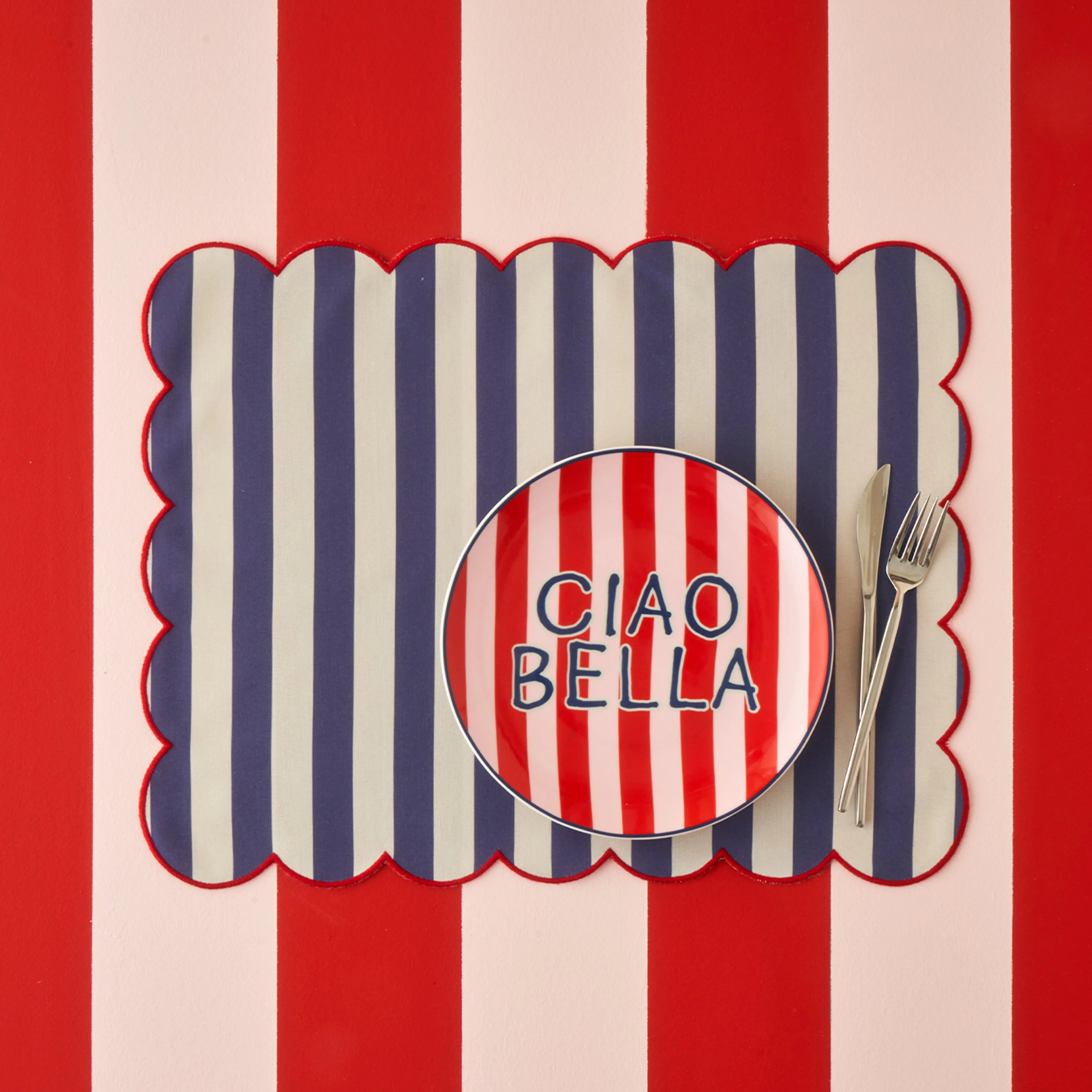 Line Striped & Scalloped Placemats
