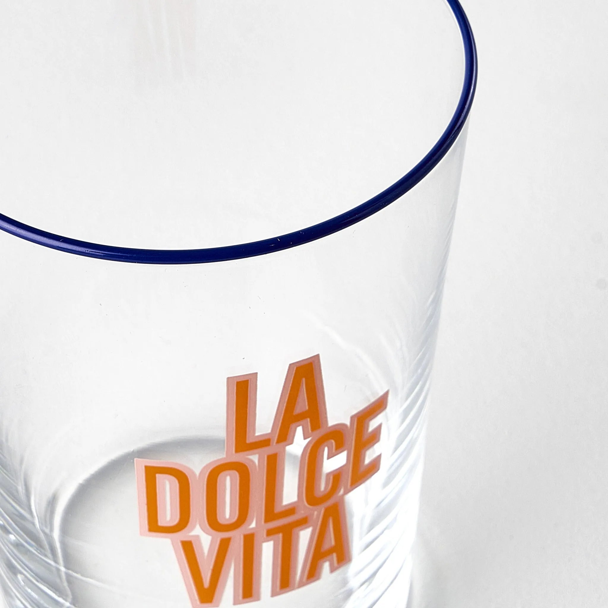 Line Tumbler design detail