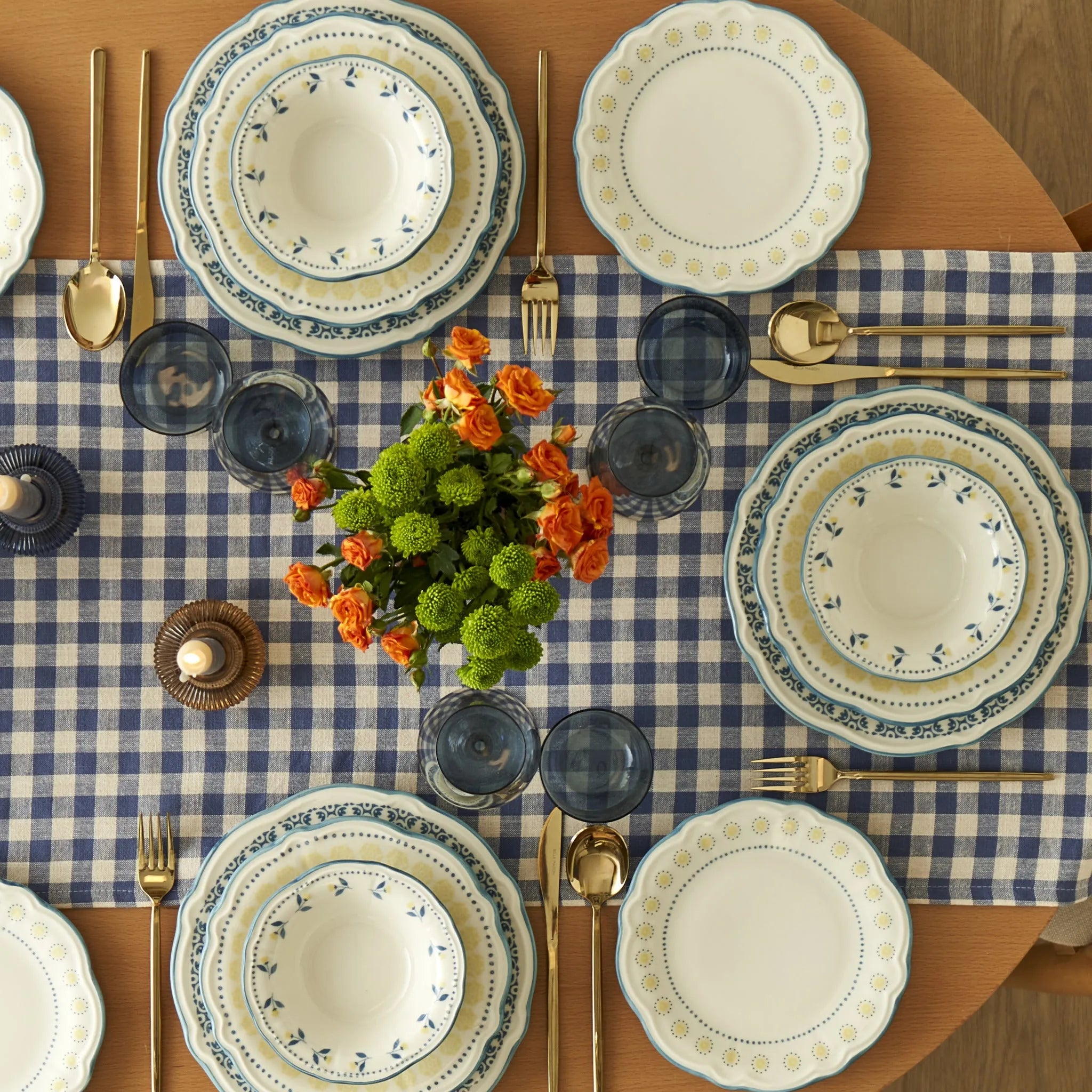 Mabel 24 Piece Stoneware Dinnerware Set detail view