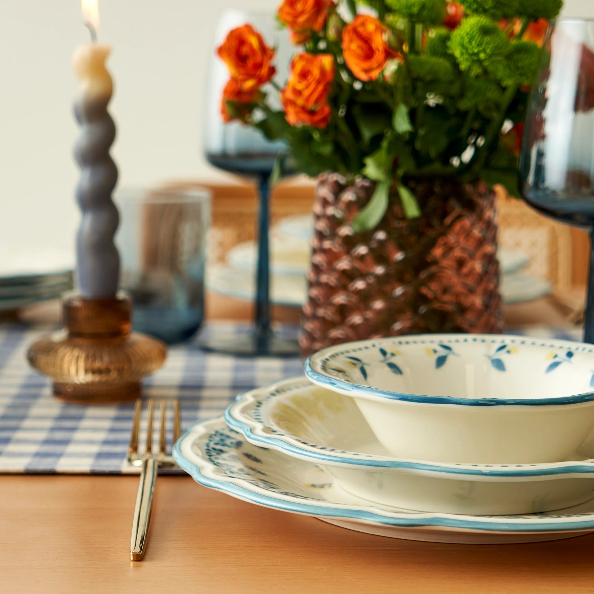 Mabel 24 Piece Stoneware Dinnerware Set additional view
