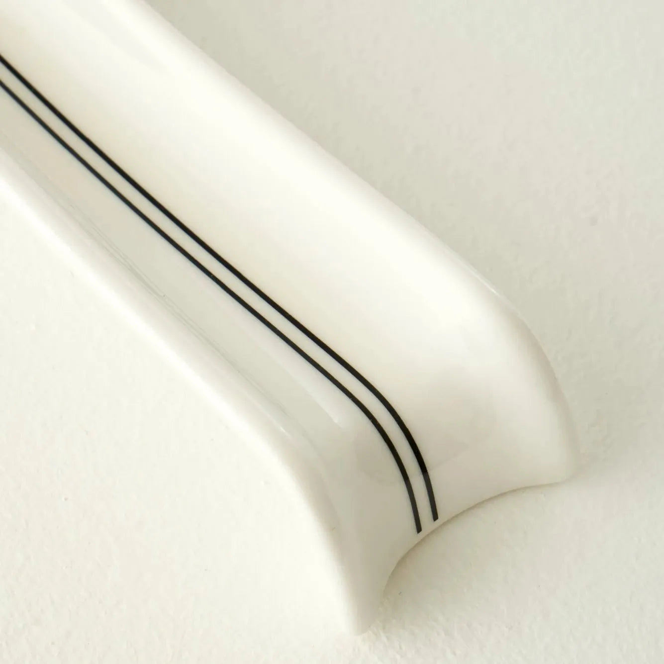My Kitchen Porcelain Spoon Rest side view