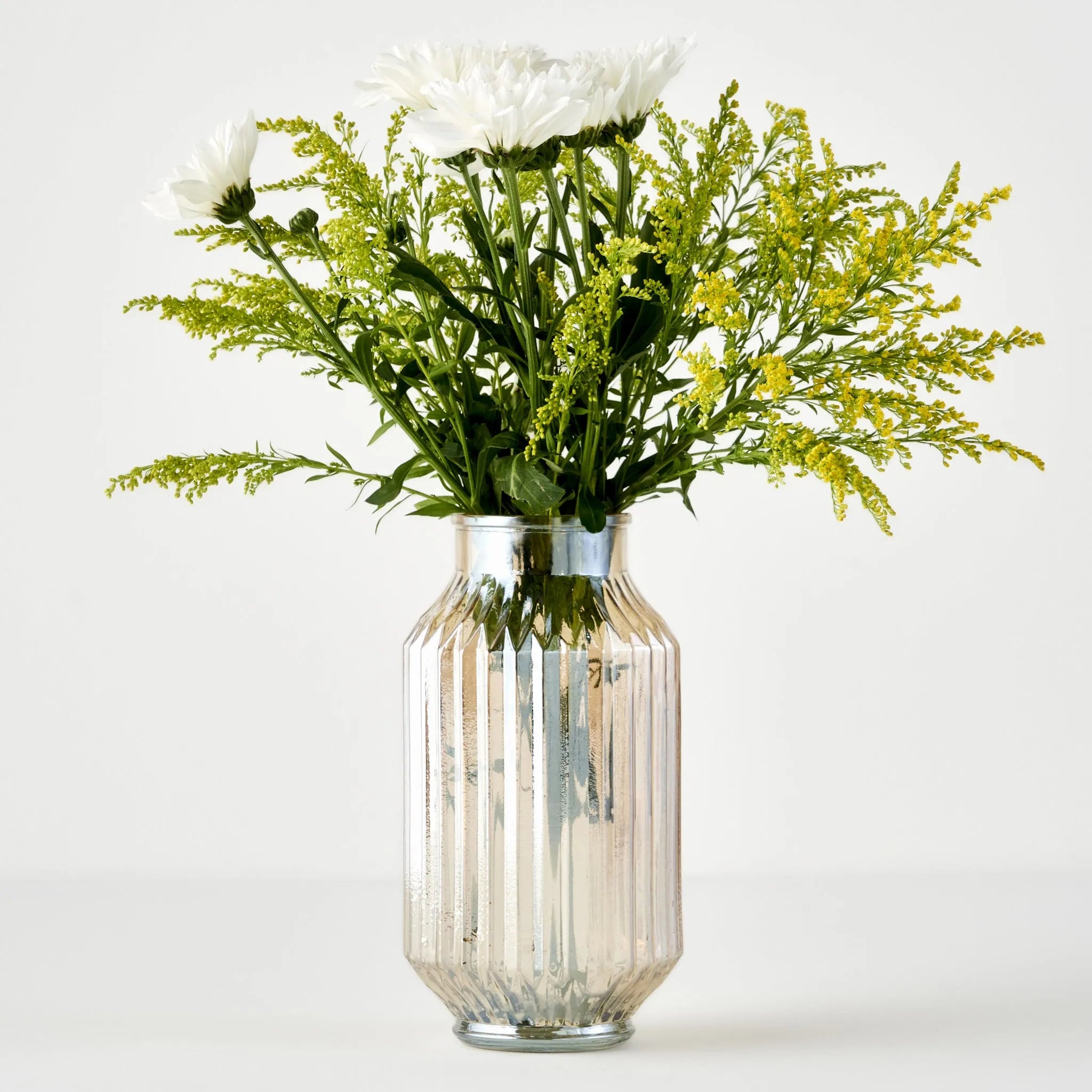 Nilda Ribbed Glass Vase detail view