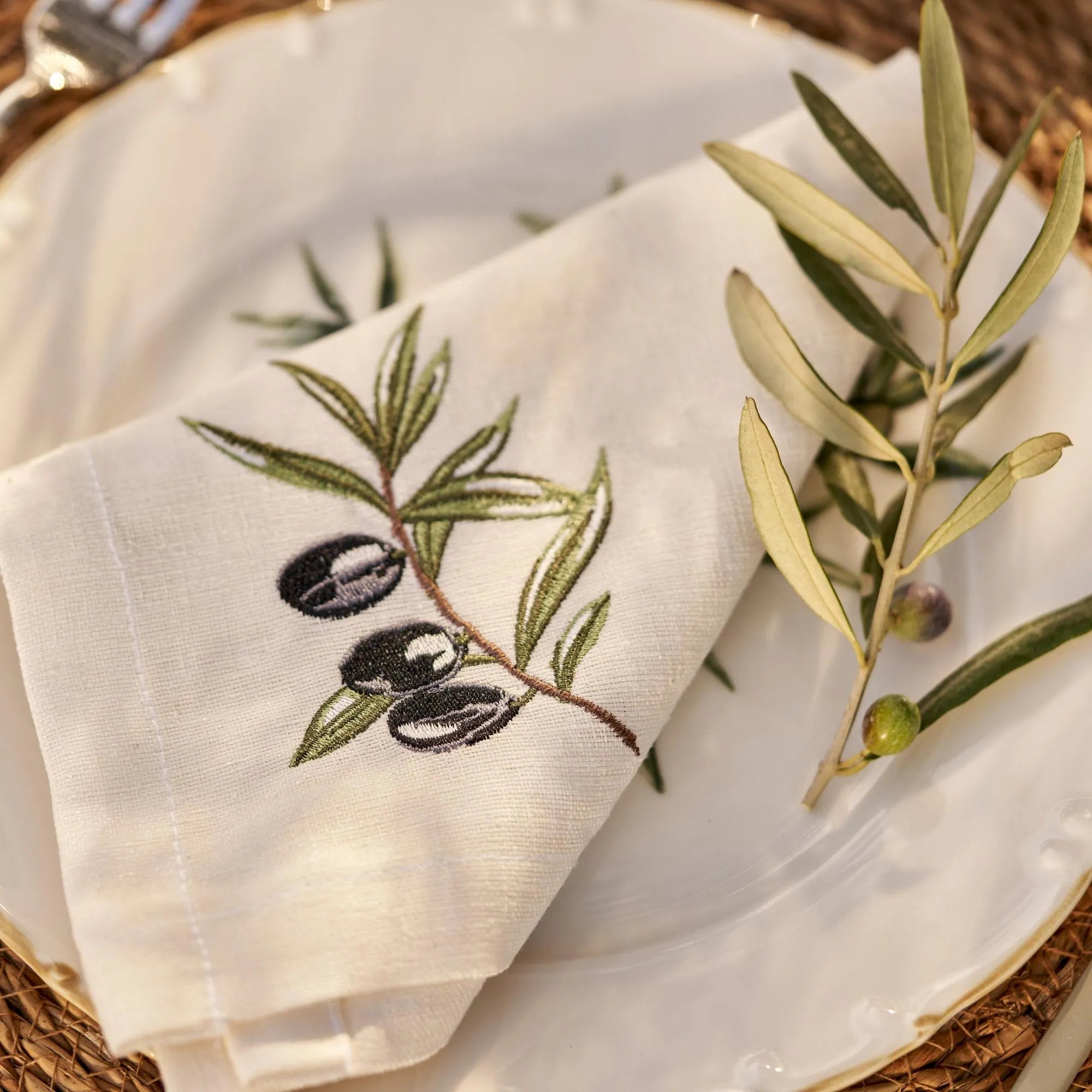 Olive 26 Piece Breakfast Set additional view