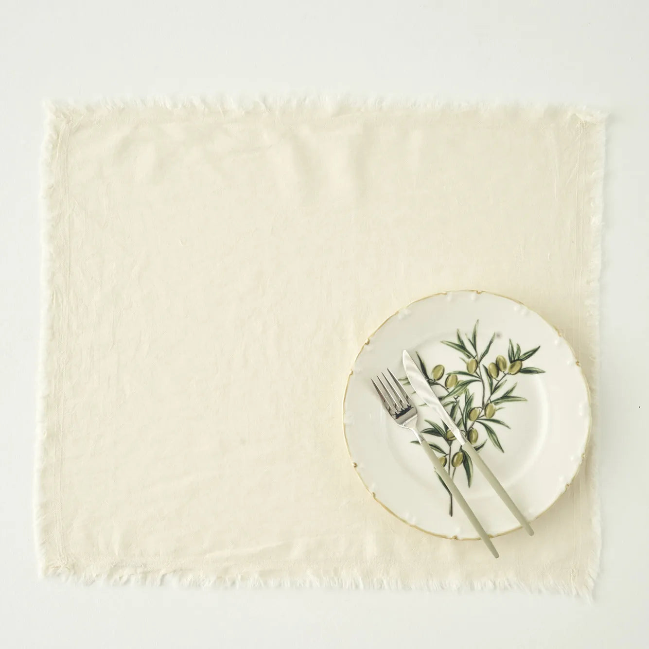 Olive Fringed Cotton Placemat