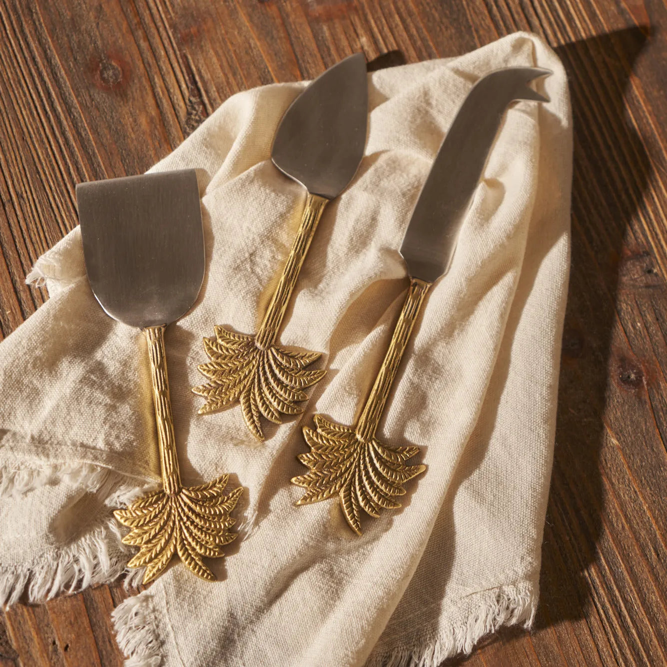 Palm Gold Cheese Knife Set (3-Piece) detail view