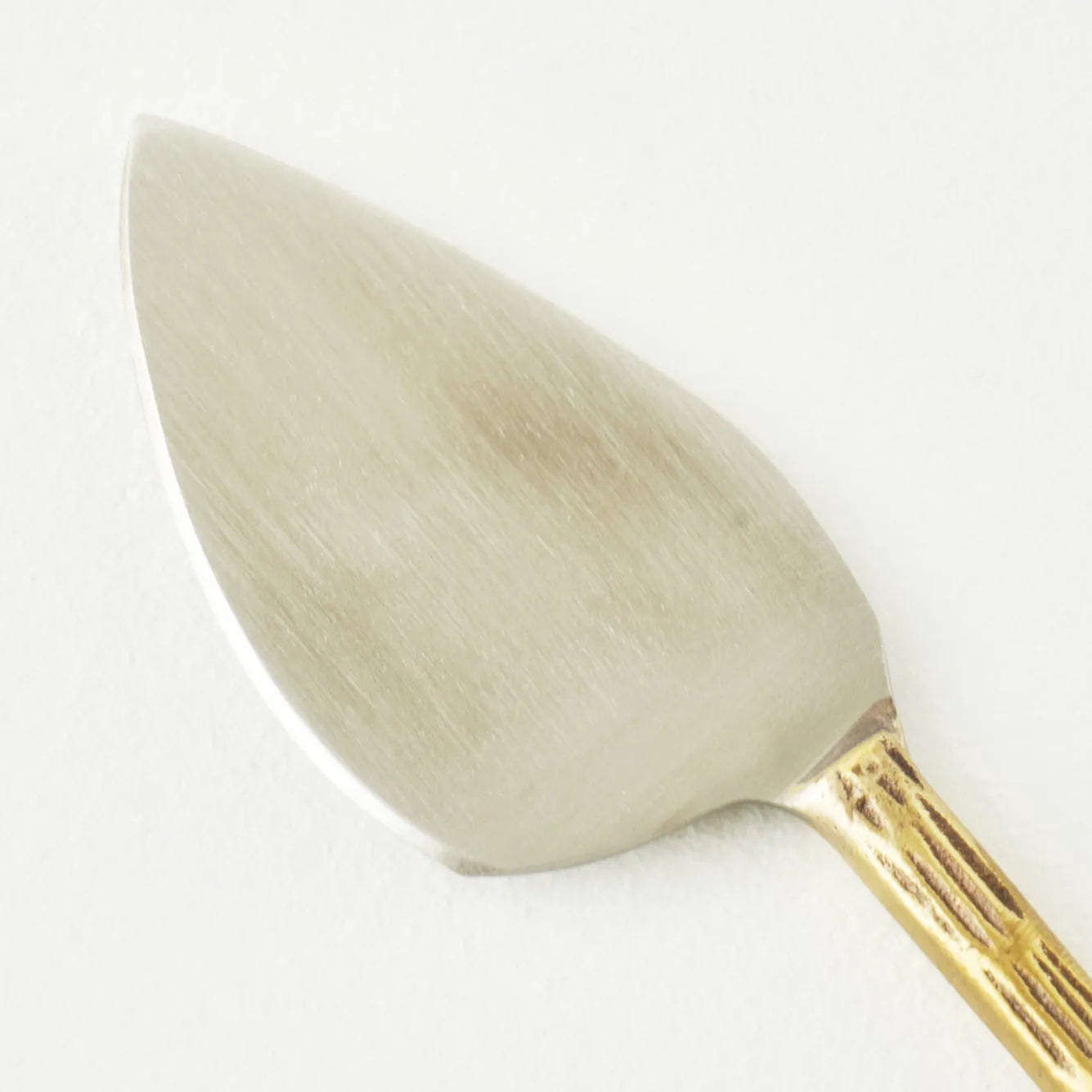 Palm Gold Cheese Knife Set (3-Piece) design detail
